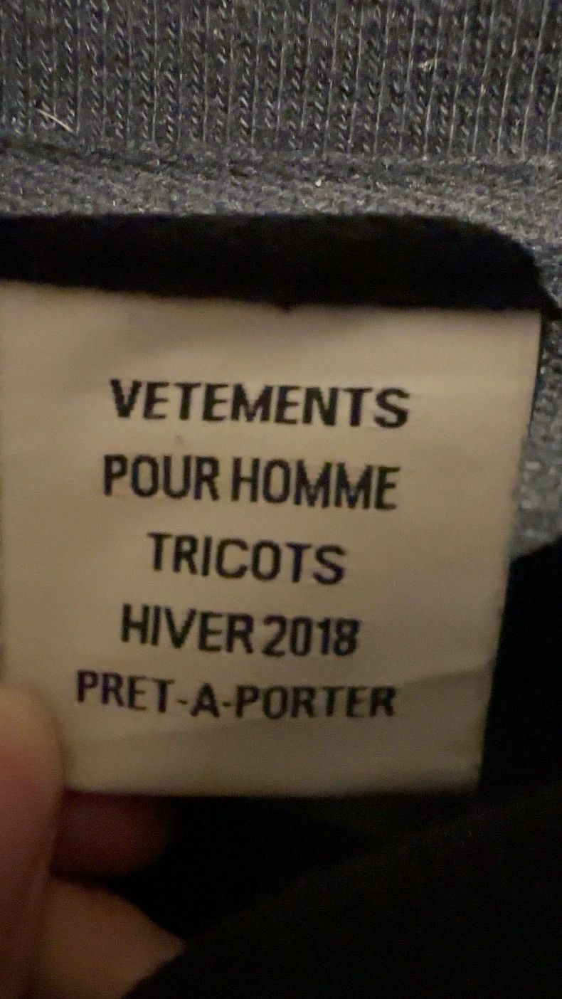 Vetements Vetements Limited Edition 2018 Embroidered Gradient Sweats Size US S / EU 44-46 / 1 - 3 Thumbnail