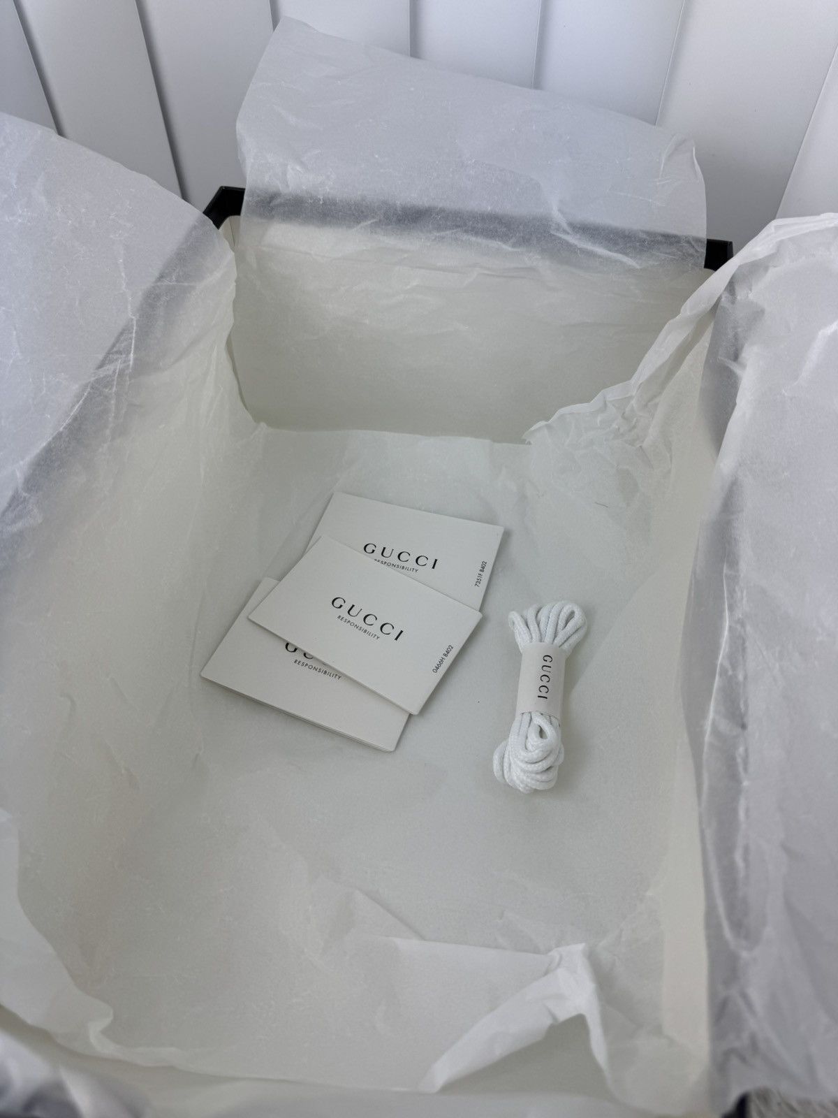 Gucci Gucci Flashtrek Sneakers White Size US 6 / IT 36 - 8 Thumbnail