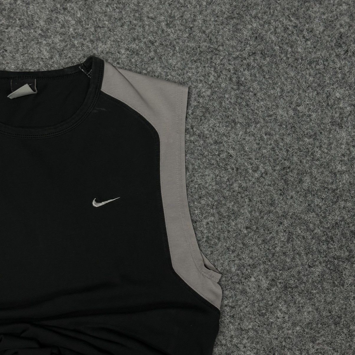 Nike VTG Nike Vest Size M Distressed Cotton Black 00s USA Hype Size US M / EU 48-50 / 2 - 4 Thumbnail