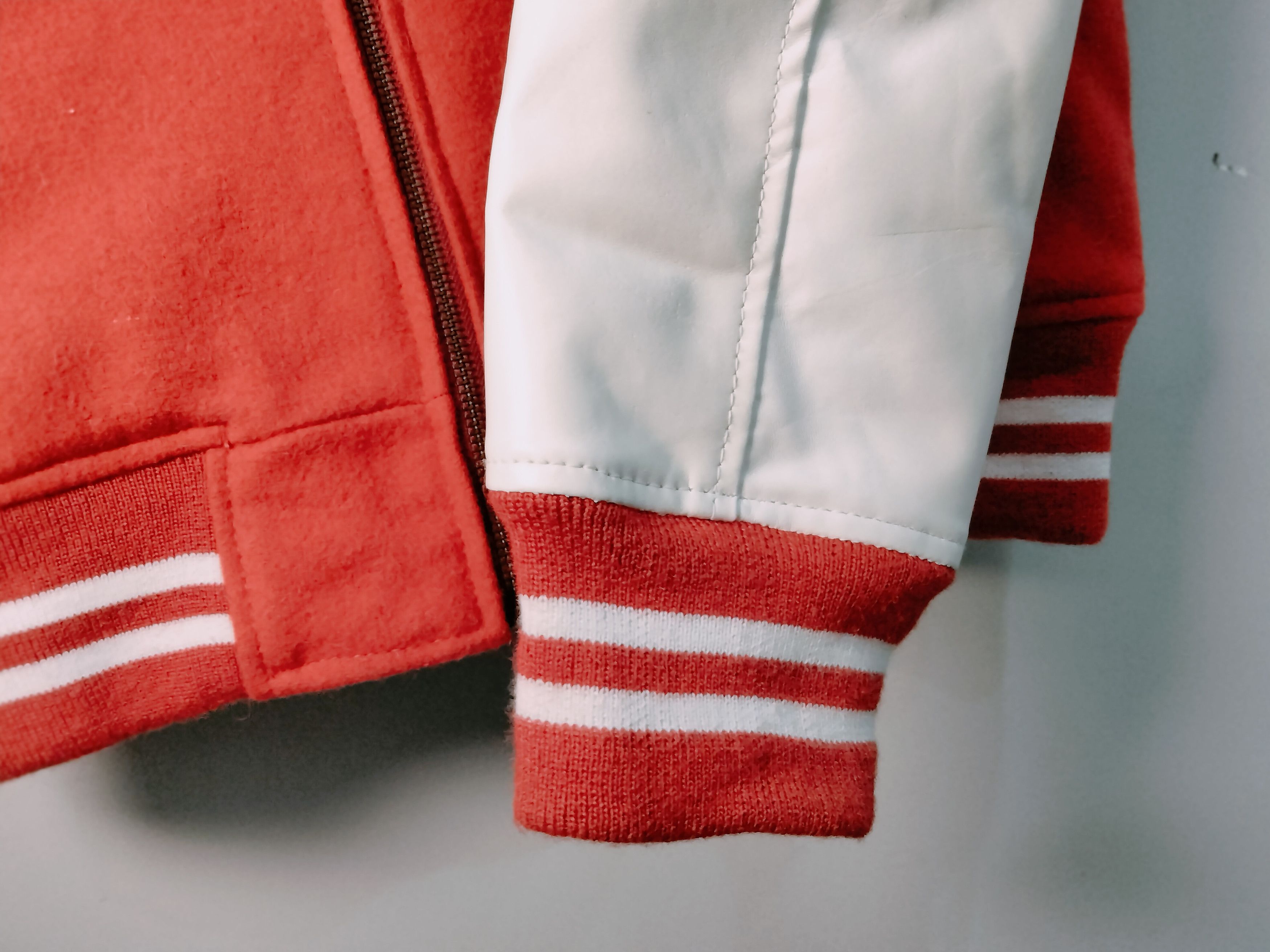 Vintage WLETI Red & Light Cream Varsity Jacket with Leather Sleeves Size US M / EU 48-50 / 2 - 7 Thumbnail