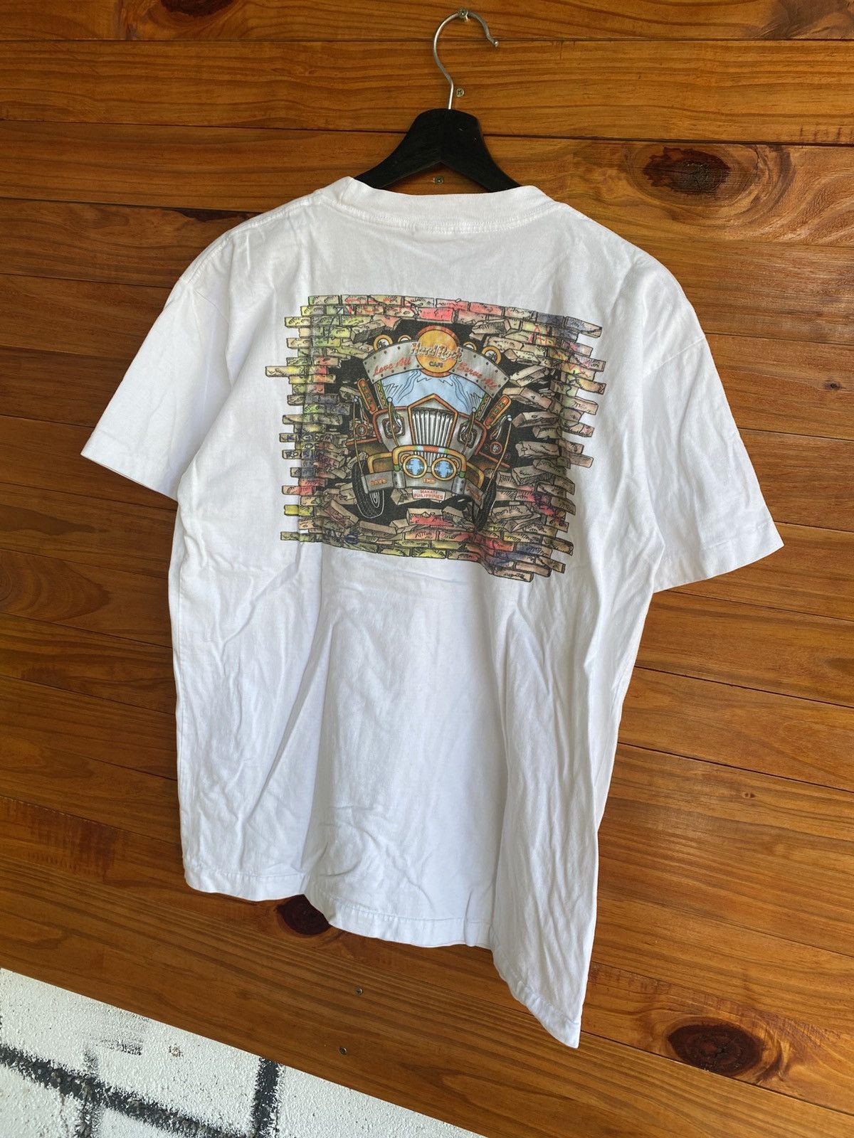Hard Rock Cafe Vintage Hard Rock Cafe Makati Philippines T-Shirt 1990s Whit Size US M / EU 48-50 / 2 - 4 Thumbnail