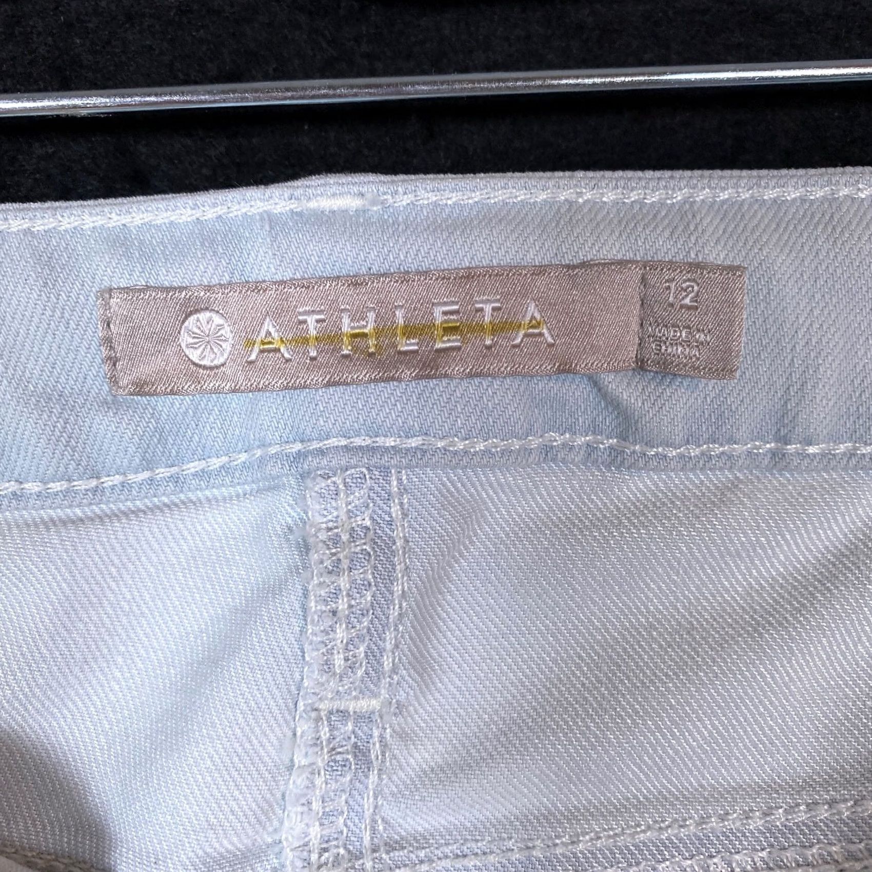 Athleta Athleta Jeans Light Blue Denim Mid Rise Straight Stretch 12 Women's Pants 12 Size 24" / US 00 / IT 34 - 4 Thumbnail