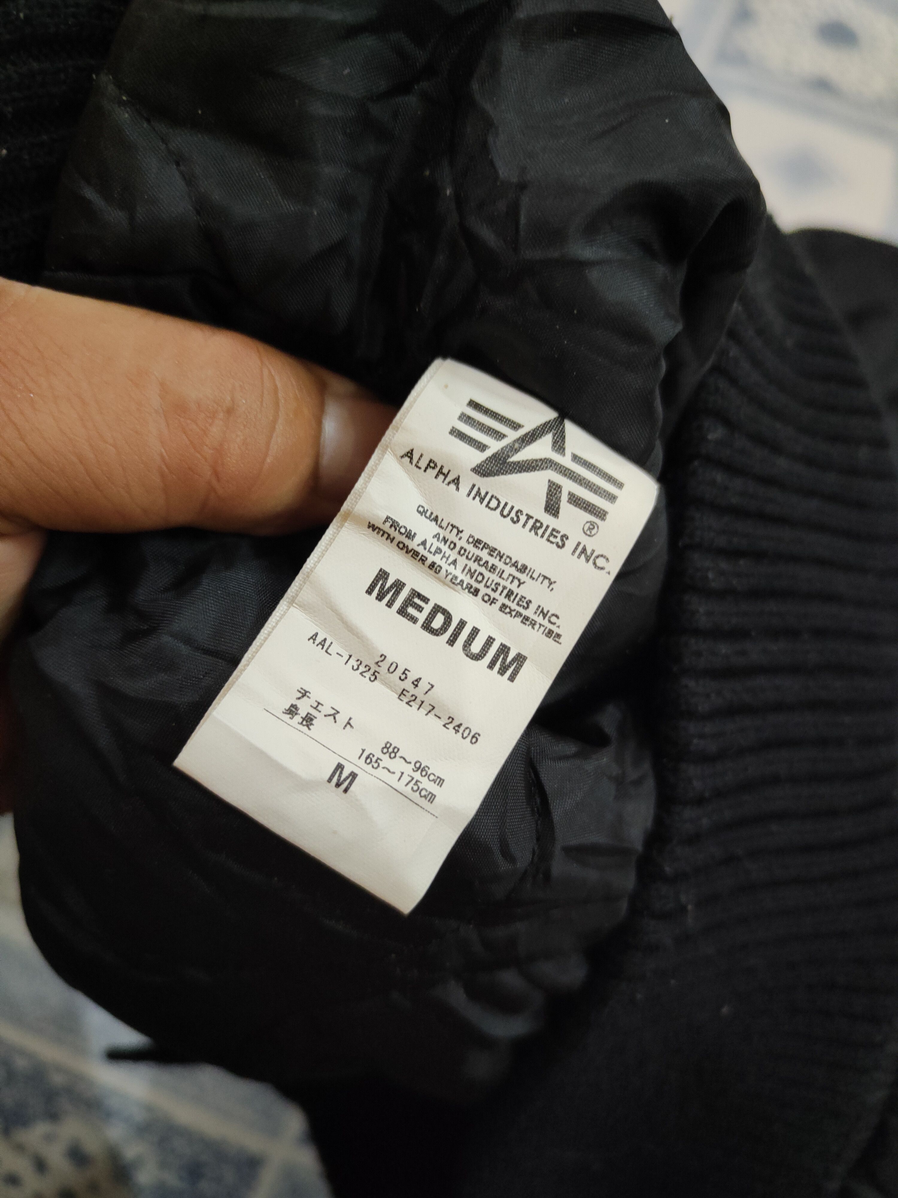 Alpha Industries Alpha Industries Thermolite Black Bomber Jacket Size US M / EU 48-50 / 2 - 2 Thumbnail