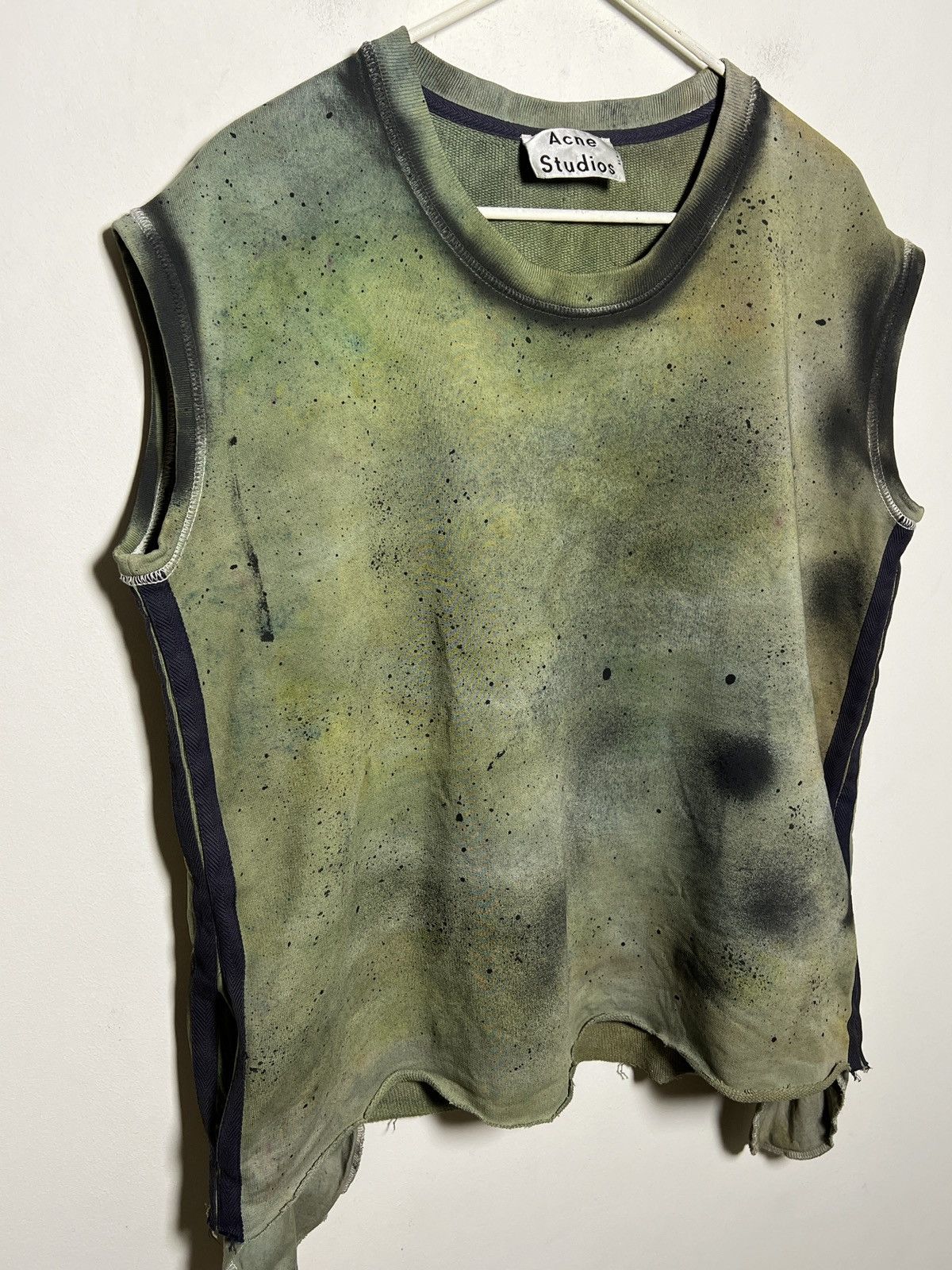 Acne Studios Sleeveless Acne Studios top with a hand-dyed army green base Size US M / EU 48-50 / 2 - 5 Thumbnail