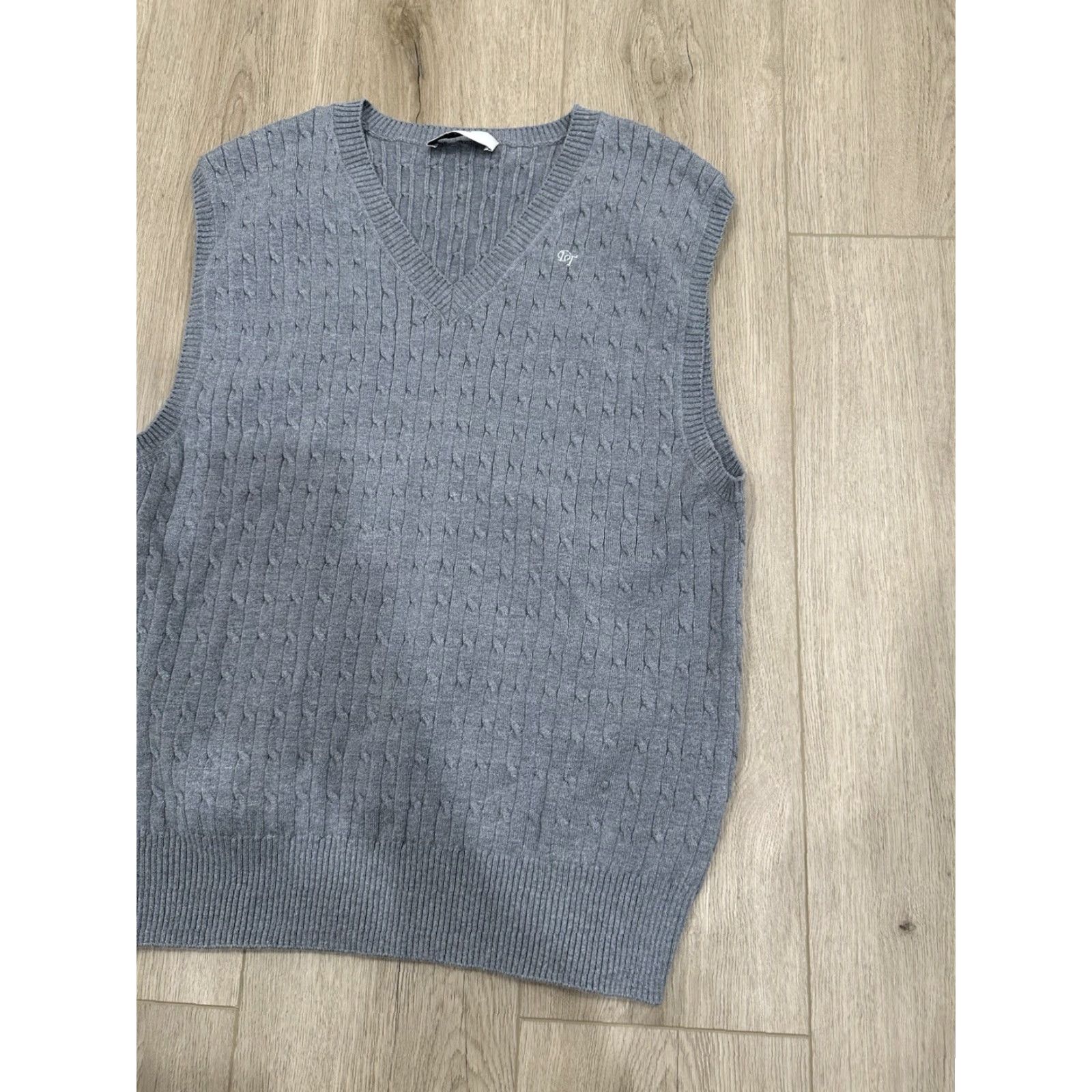 Vintage LUXURY DUNST V- Neck Cable Knit VEST MELANGE Gray SIZE Medium UNISEX KNIT Size US M / EU 48-50 / 2 - 2 Thumbnail