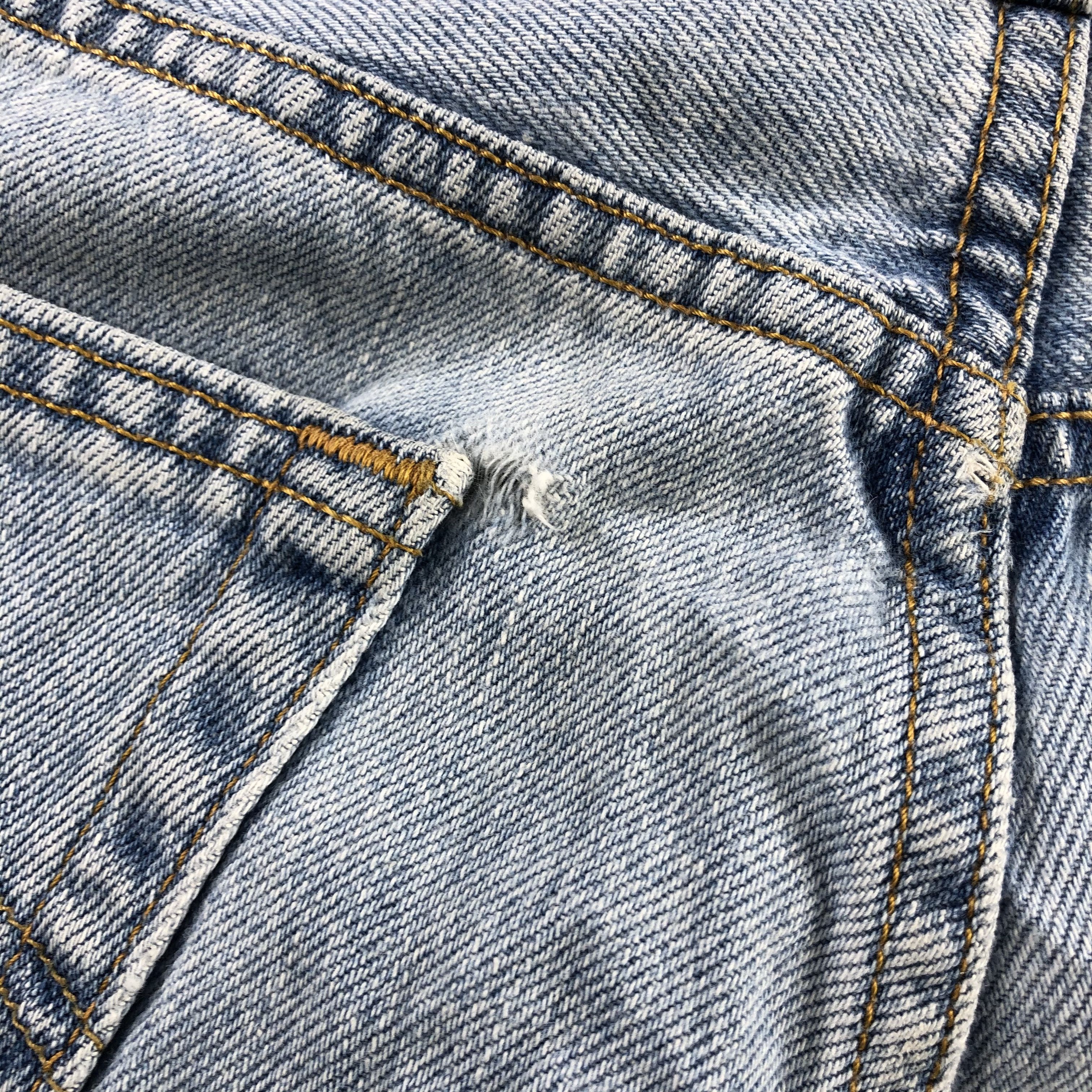 Levi's × Vintage Vintage Light Wash Levis 550 Baggy Jeans-JM3174 Size US 30 / EU 46 - 7 Thumbnail