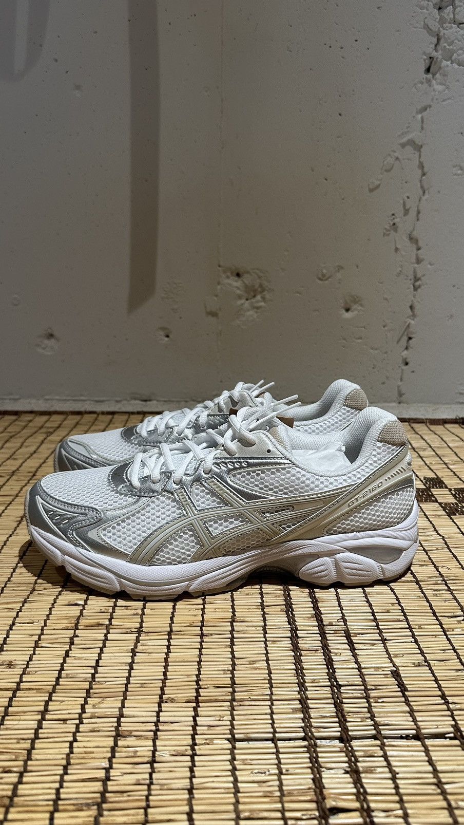 Asics GT-2160 White/Putty Size US 10 / EU 43 - 2 Thumbnail