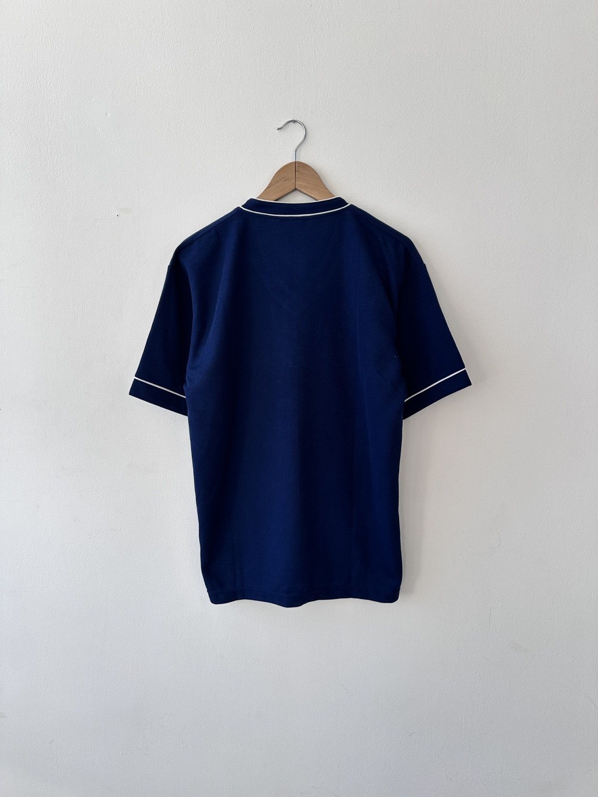 Diesel Vtg 90s DIESEL T-Shirt V-Neck White Piping Embroidered Logo Size US M / EU 48-50 / 2 - 7 Thumbnail