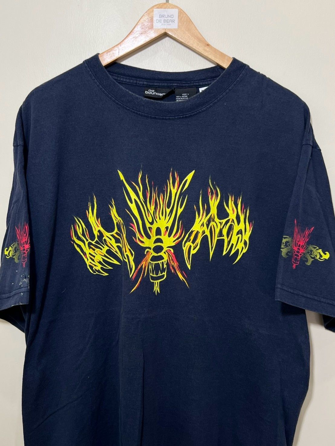 Vintage Vintage No Boundaries Dragon shirt Y2K bnz01 Size US L / EU 52-54 / 3 - 3 Thumbnail