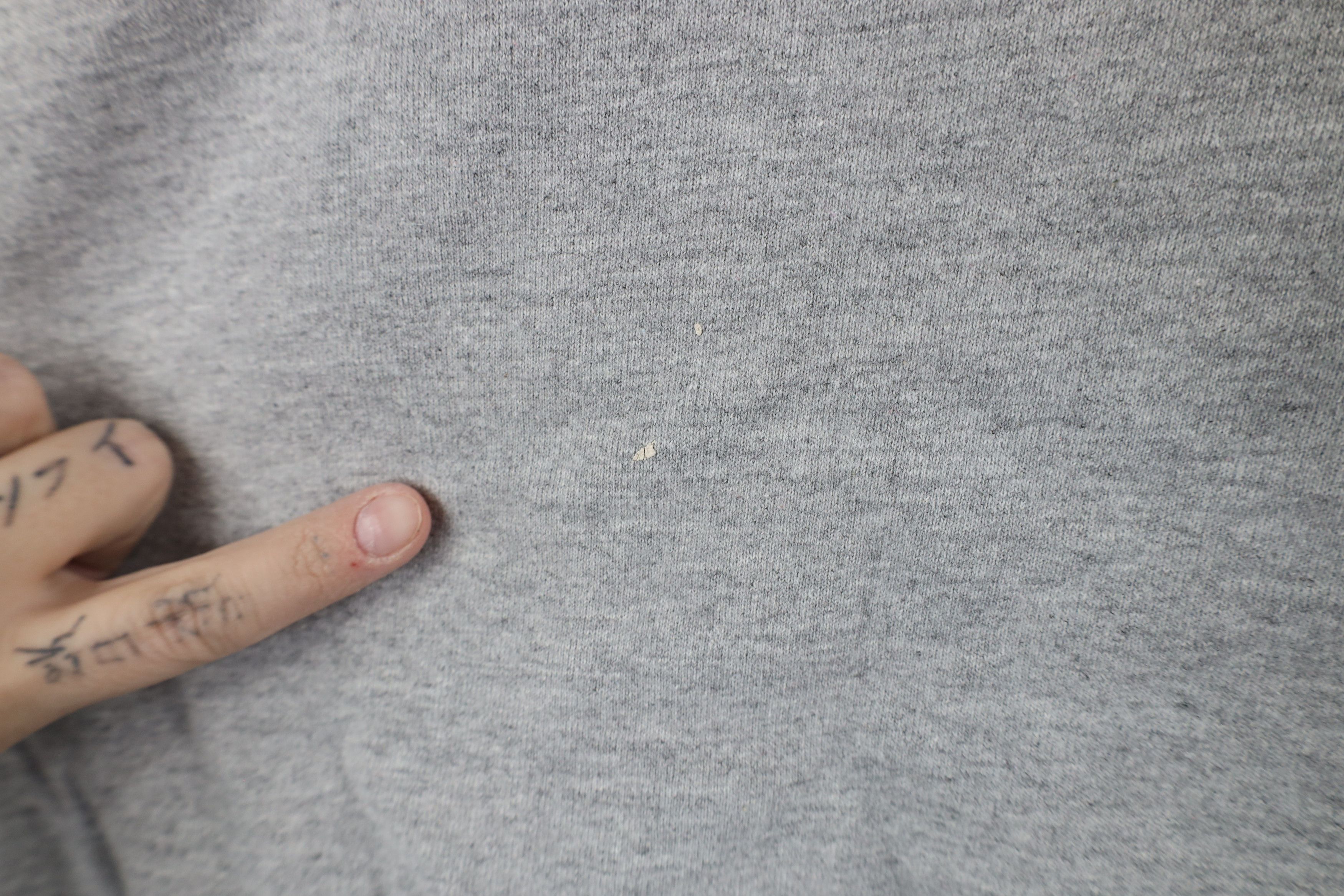 Champion × Vintage Vintage Champion Logo Crewneck Sweatshirt Heather Gray Size US XL / EU 56 / 4 - 9 Thumbnail