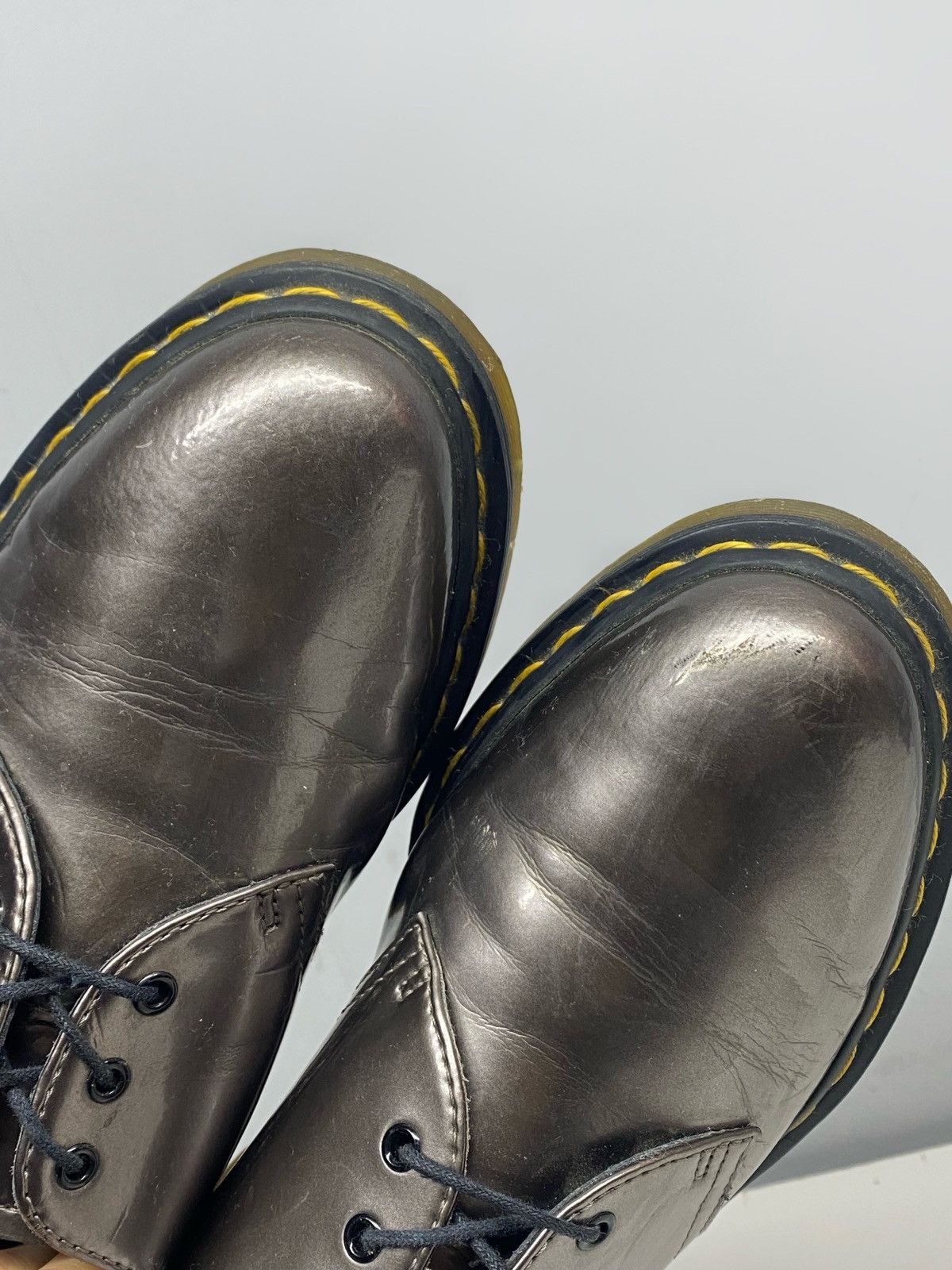 Dr. Martens Dr Martens Enamel Eye Pewter Patent Leather Lace Up Oxfords Size US 6 / EU 39 - 11 Thumbnail