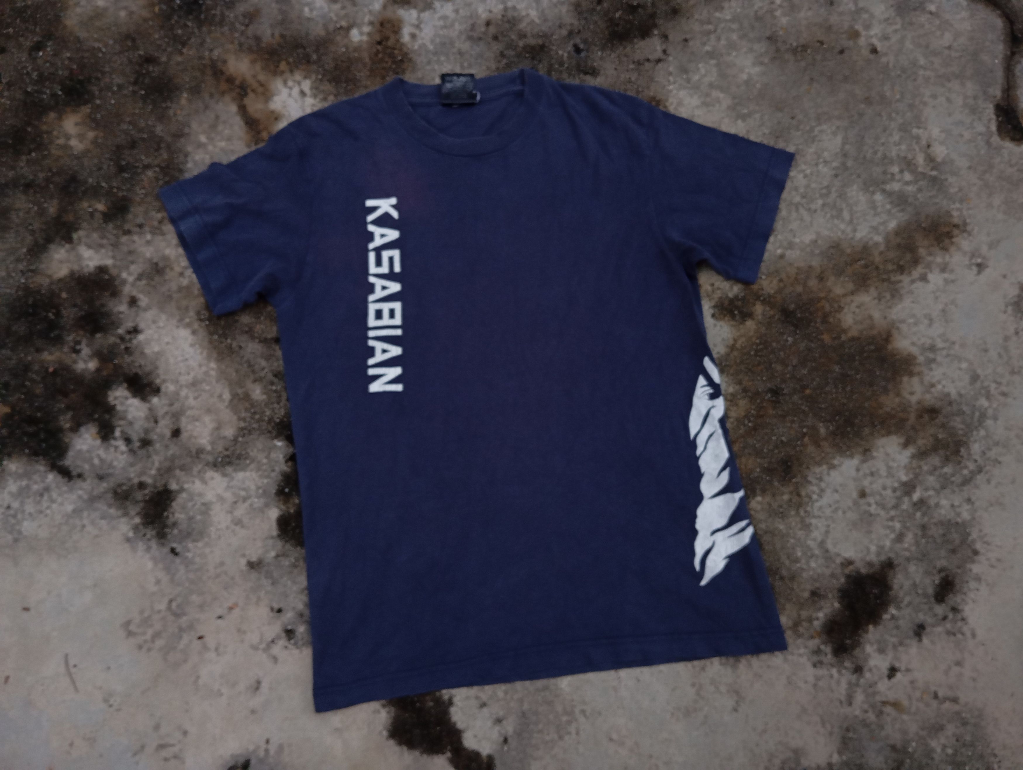 Other Kasabian 🎸 VTG 2000s Band Indie UK Tshirt Size US M / EU 48-50 / 2 - 2 Thumbnail