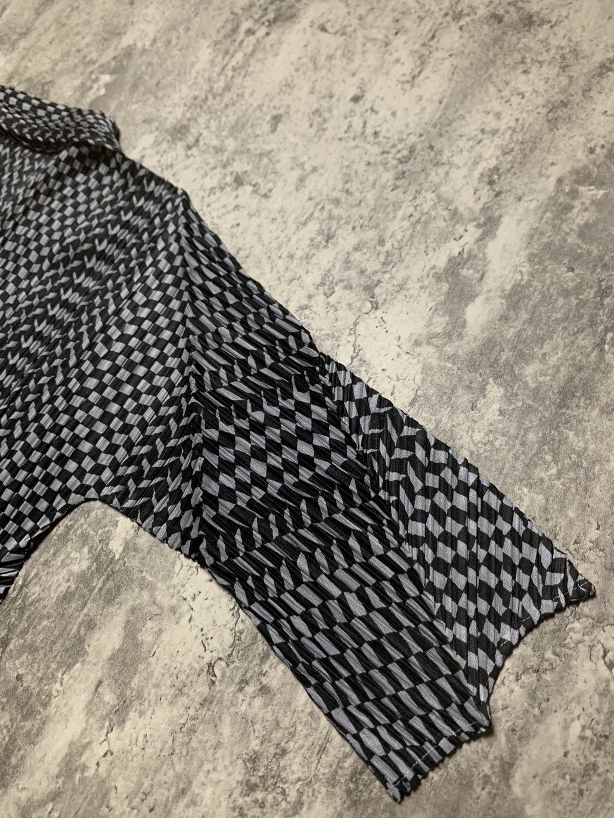 Pleats Please Issey Miyake FREE TARIFF Pleats Please Pleated Tribal Patterned Size M / US 6-8 / IT 42-44 - 14 Thumbnail
