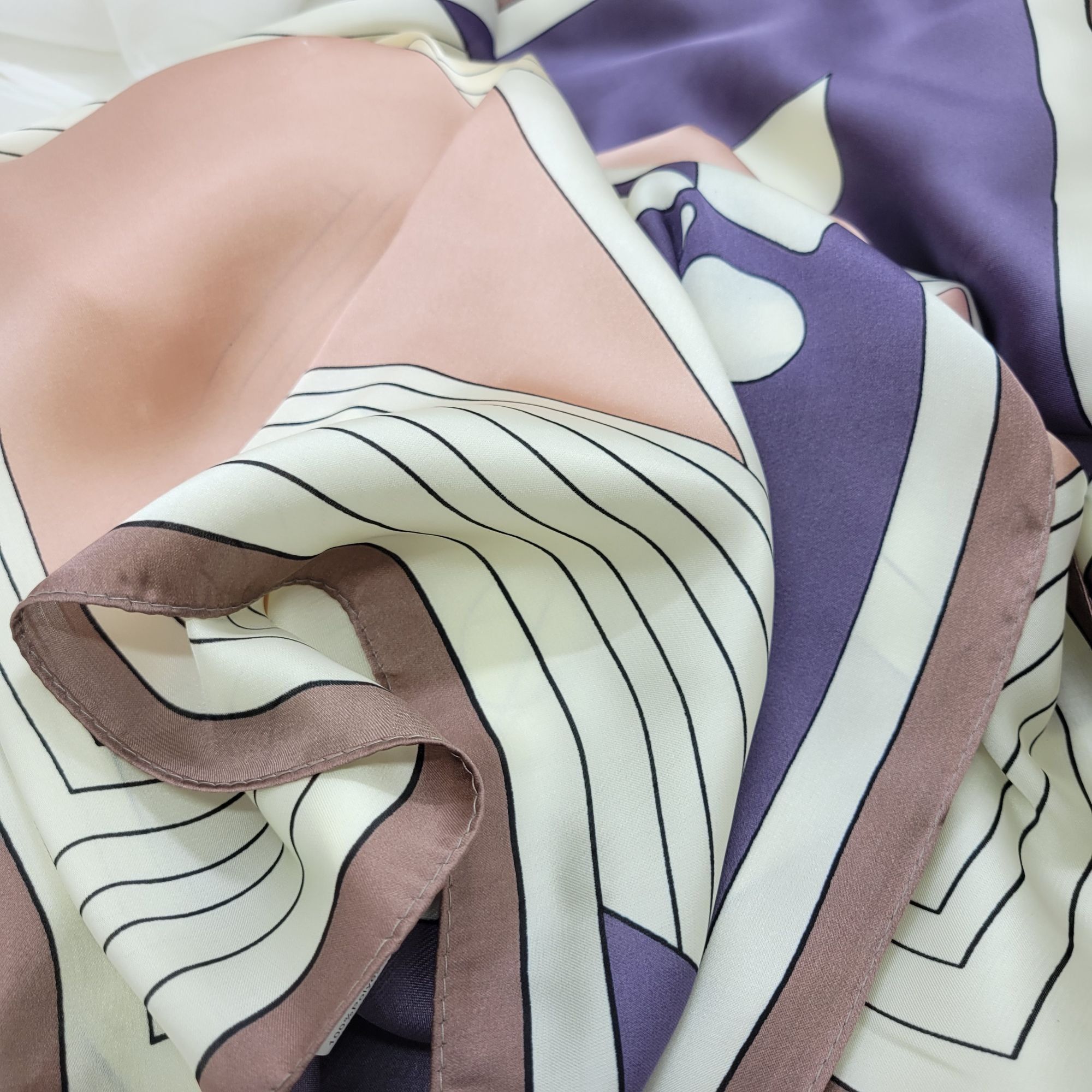 Other ✨Elegant Silky Square Scarf Floral Line Art White Purple Sha Size ONE SIZE - 4 Thumbnail