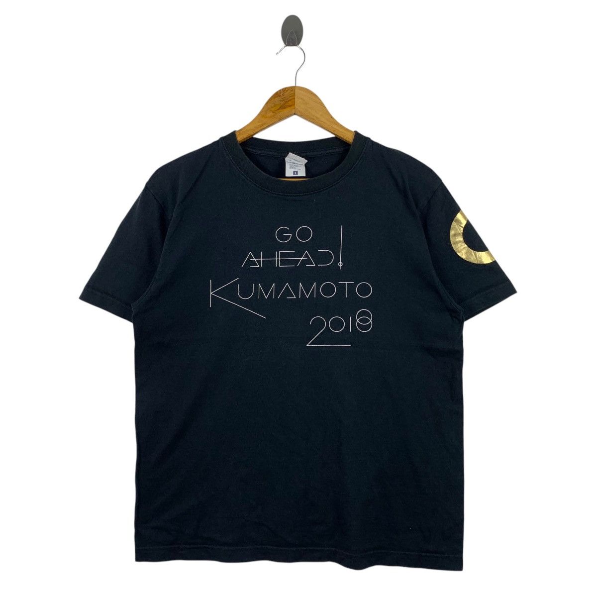 Vintage GO AHEAD KUMAMOTO 2018 Anime Band Black Short Sleeve Shirt Size US L / EU 52-54 / 3 - 1 Thumbnail