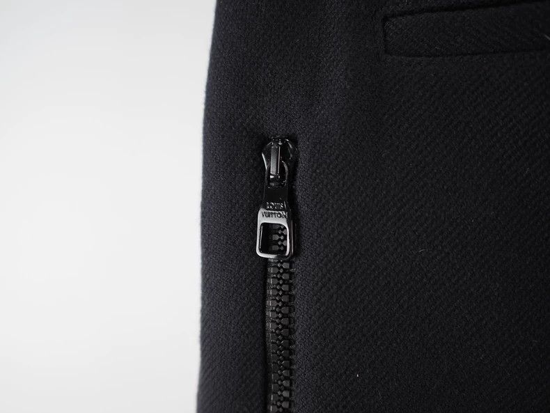 Louis Vuitton Louis Vuitton SS 19 Dark Blue Flared Suit Pants Size US 42 / EU 58 - 3 Thumbnail