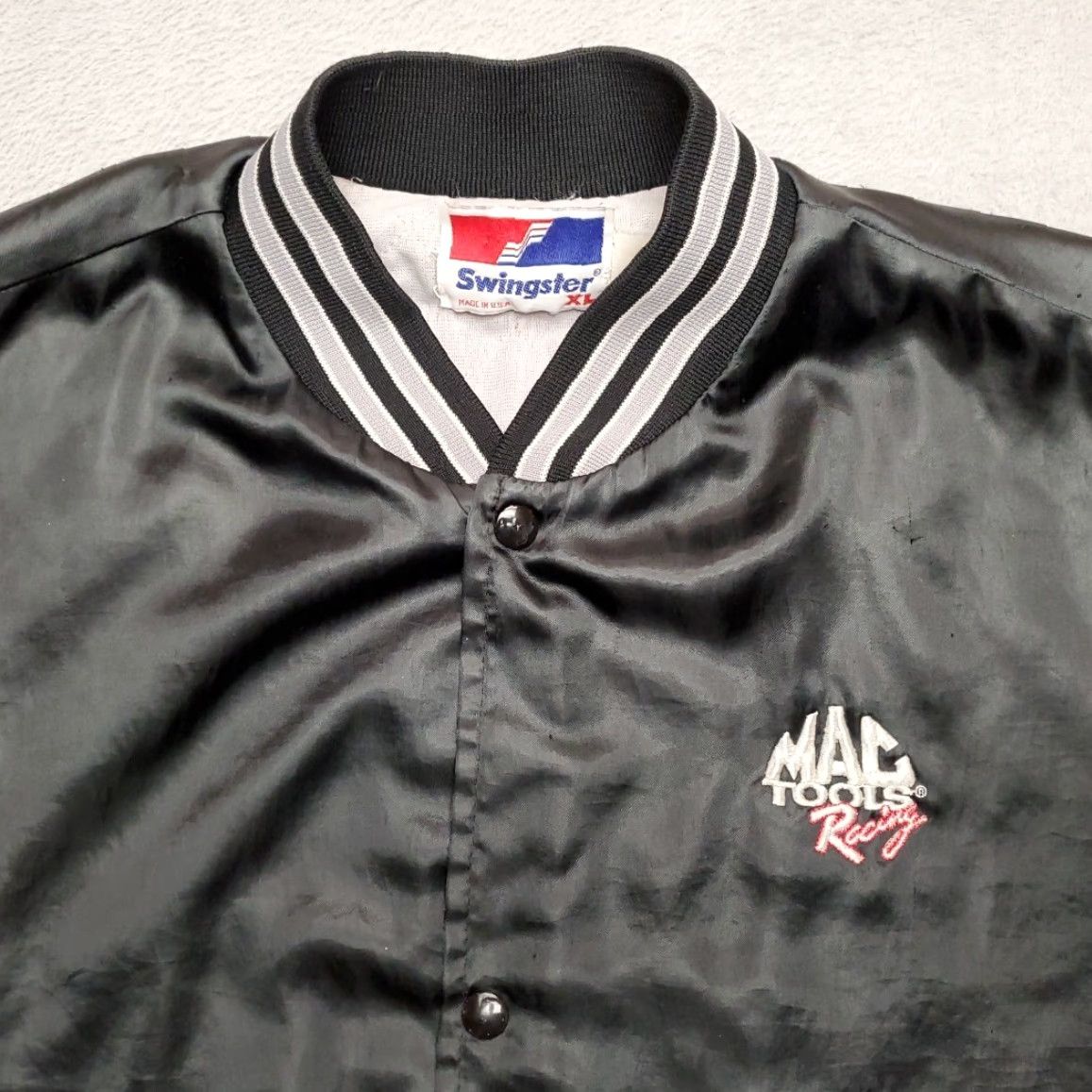 Vintage VINTAGE Mac Tools Jacket Mens XL Black Satin Racing Swingster Made in USA Indy Size US XL / EU 56 / 4 - 3 Thumbnail