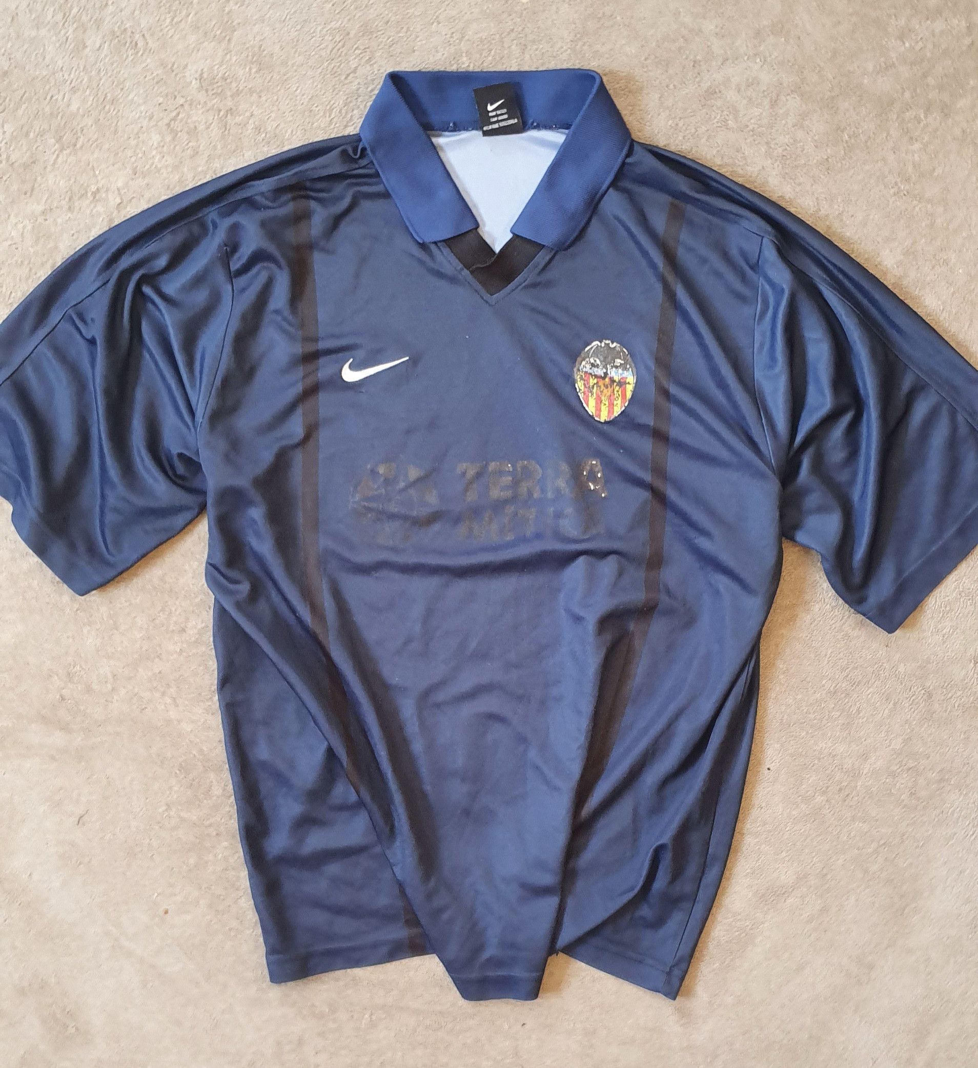 Other 2000-01 Valencia Basic Away Shirt Size US L / EU 52-54 / 3 - 1 Thumbnail