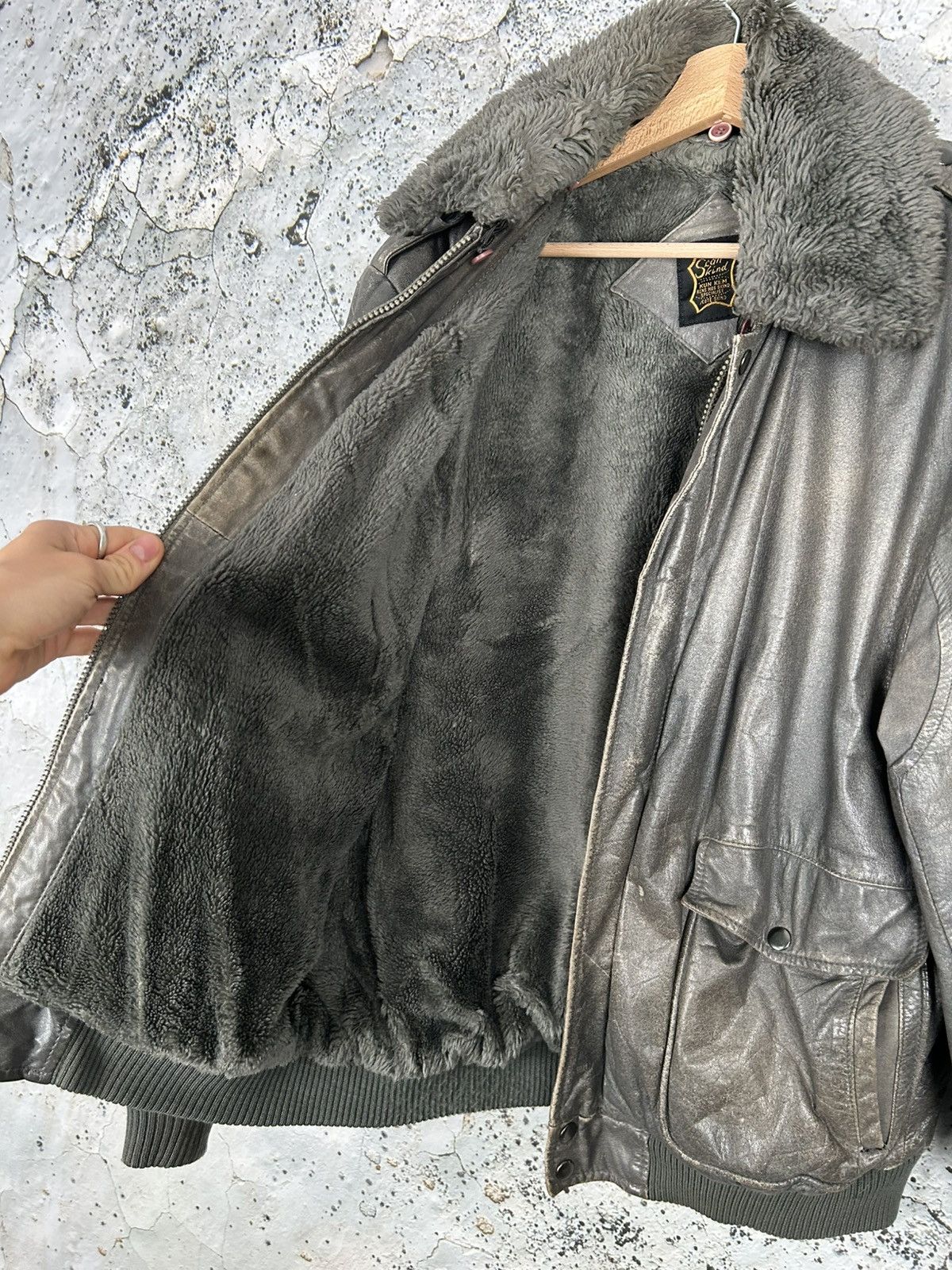 Genuine Leather Vintage Genuine Leather Jacket Avant Garde Archive Grunge Size US M / EU 48-50 / 2 - 6 Thumbnail