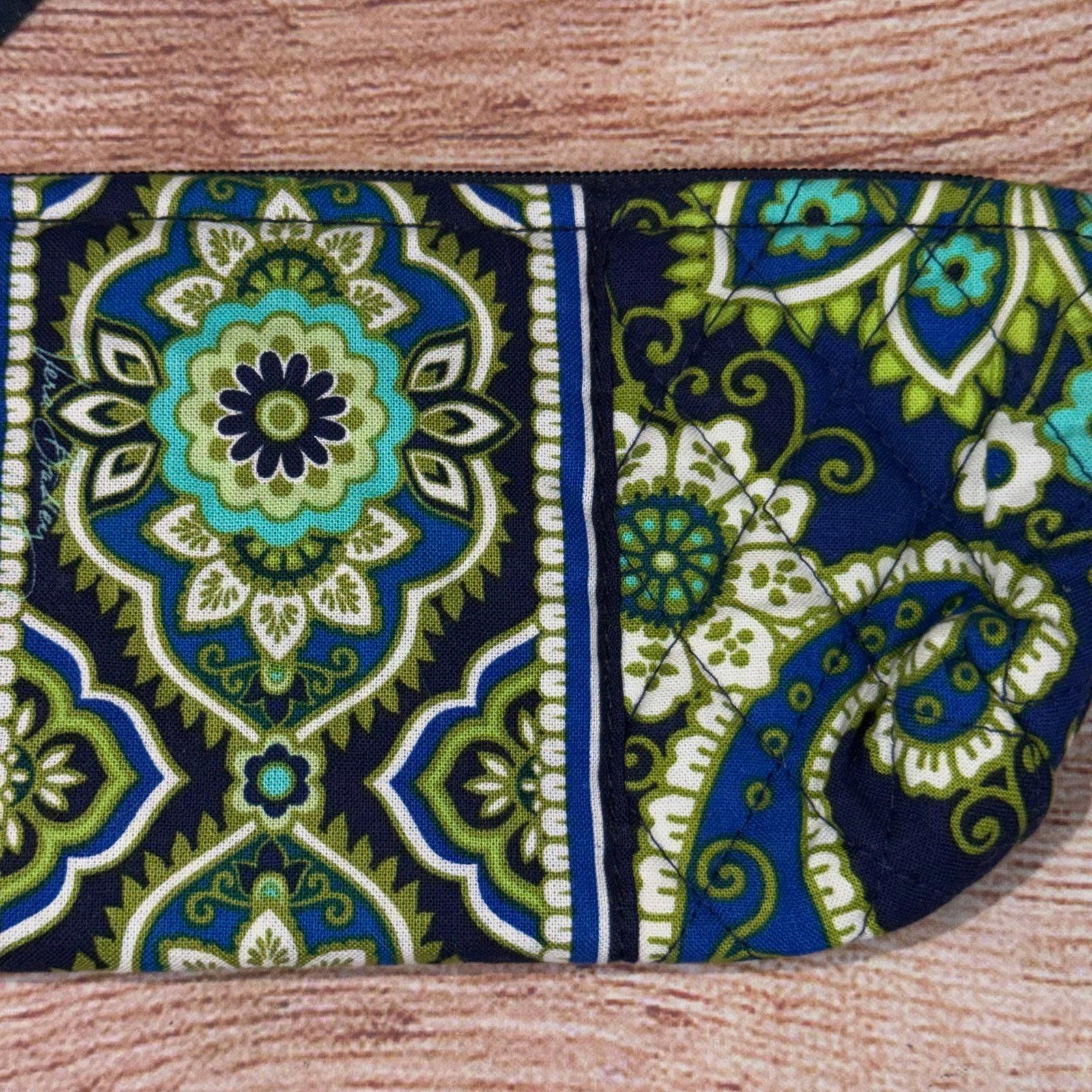 Other Vera Bradley Quilted Cosmetic Bag in Blue and Green Paisley Size ONE SIZE - 3 Thumbnail
