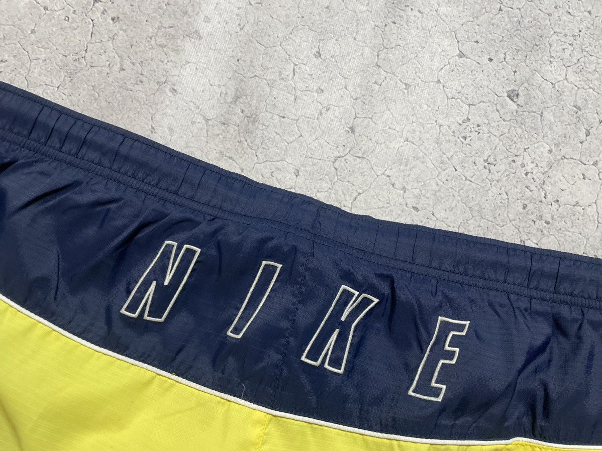 Nike × Vintage Nike Big Logo Vintage Nylon Shorts Size US 33 - 9 Thumbnail