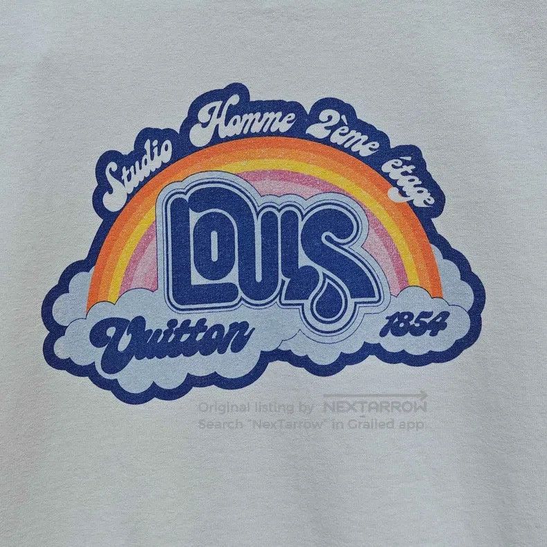 Louis Vuitton Louis Vuitton Rainbow LOGO short sleeves Size US S / EU 44-46 / 1 - 3 Thumbnail