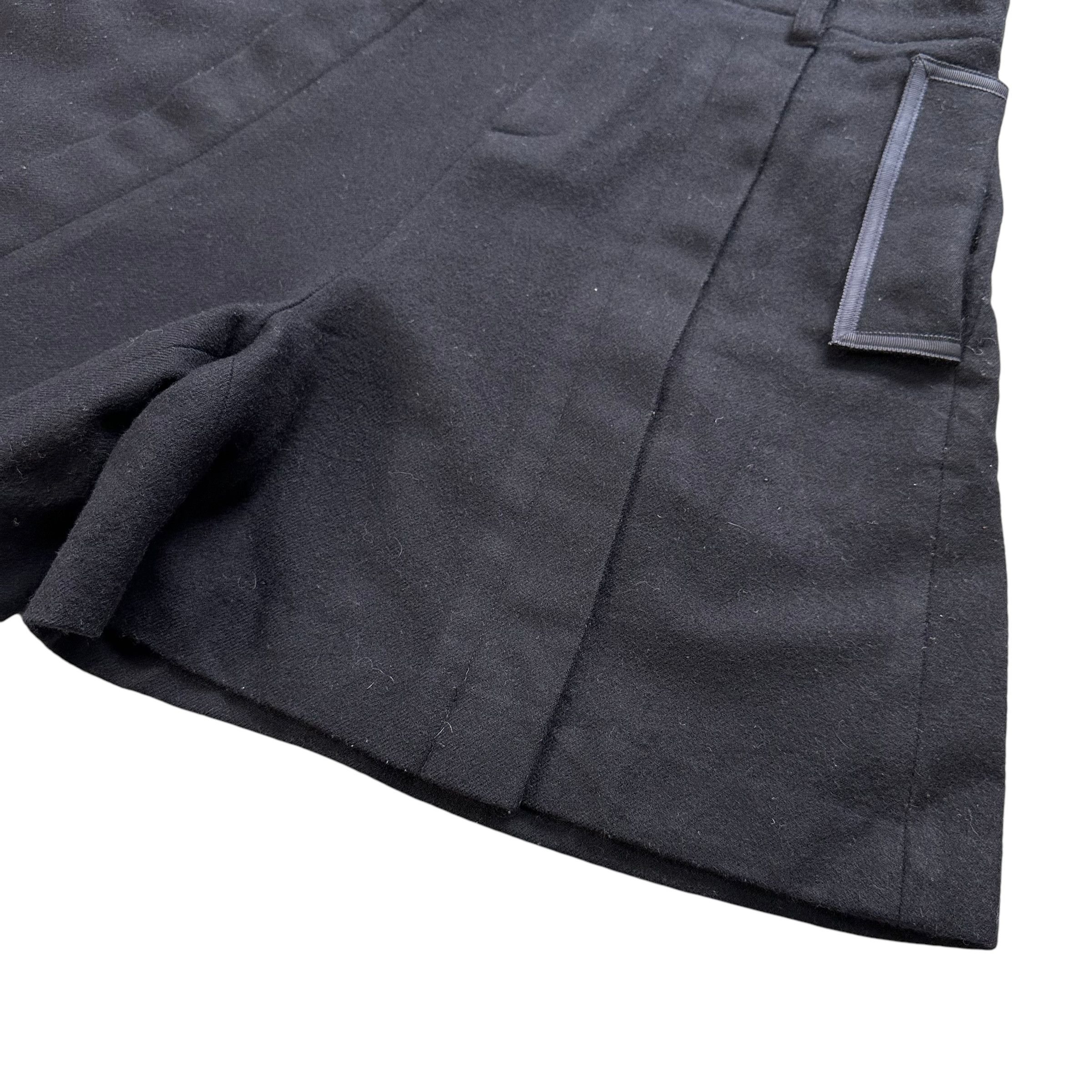KEITAMARUYAMA Keita Maruyama Wool Shorts Pant #A5-0114 Size 28" / US 6 / IT 42 - 3 Thumbnail