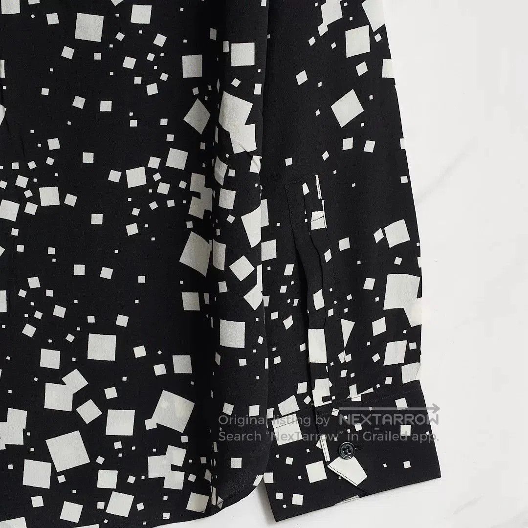 Saint Laurent Paris Saint Laurent Men's Square Collar Shirt. Size US XS / EU 42 / 0 - 5 Thumbnail