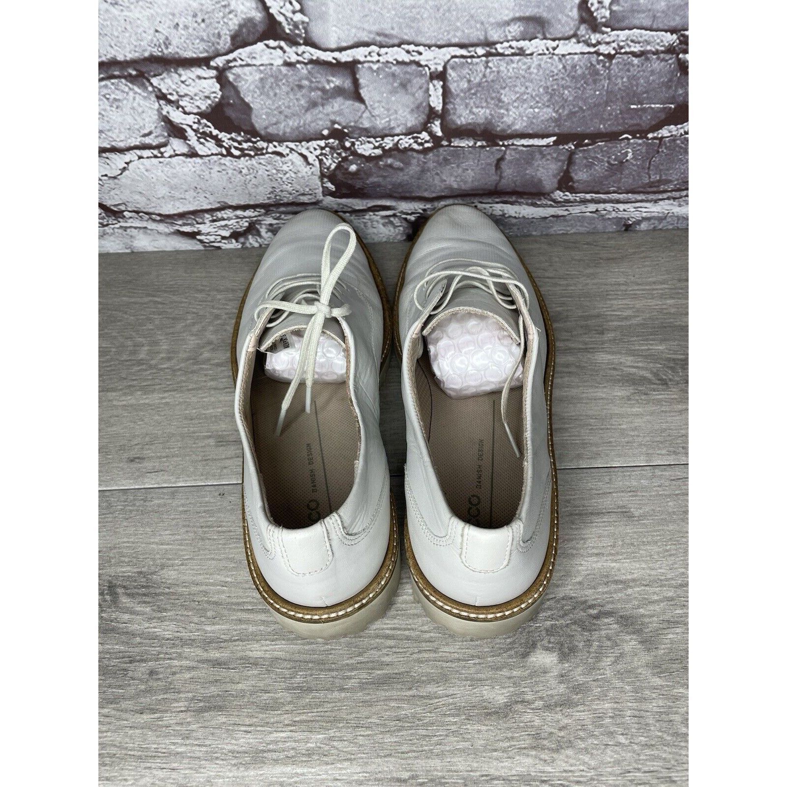 Ecco ECCO White Leather Perforated Lace Up Oxfords Shoes Women Sz Size US 9.5 / IT 39.5 - 5 Thumbnail