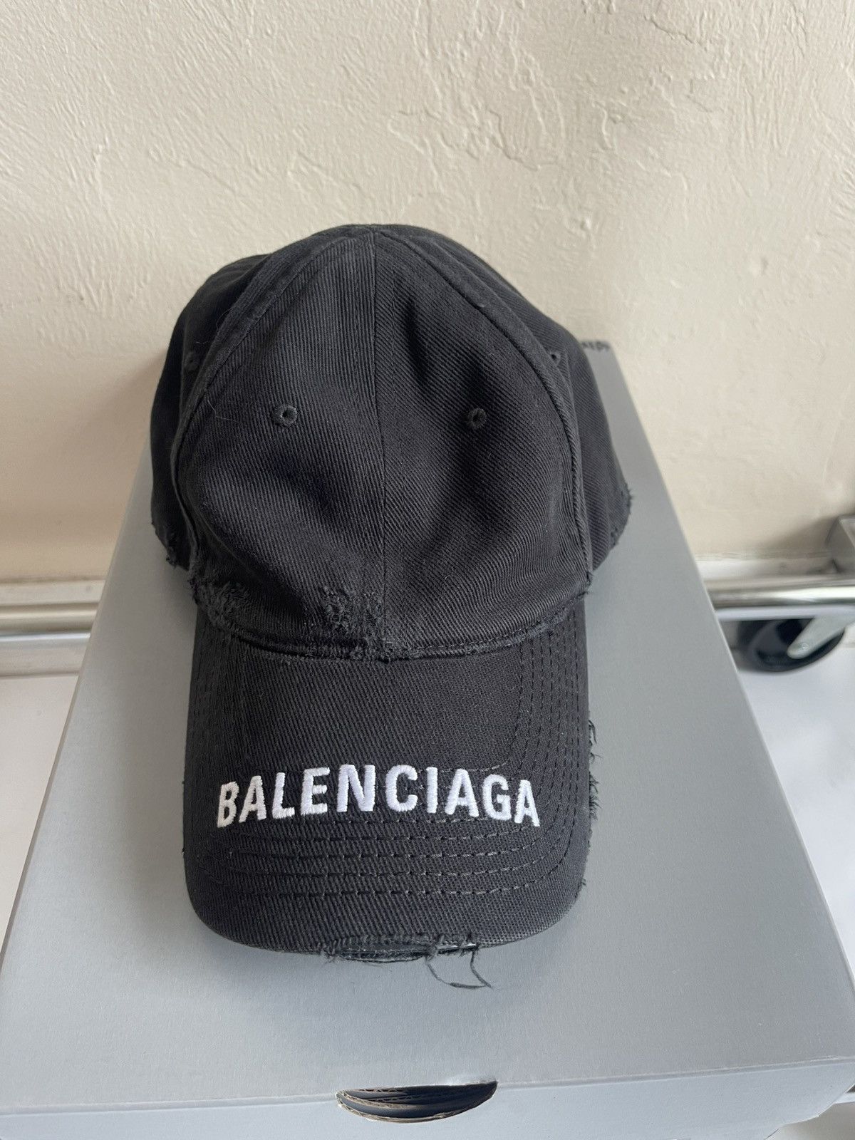 Balenciaga Balenciaga Hat Logo Visor Size M Size ONE SIZE - 3 Thumbnail