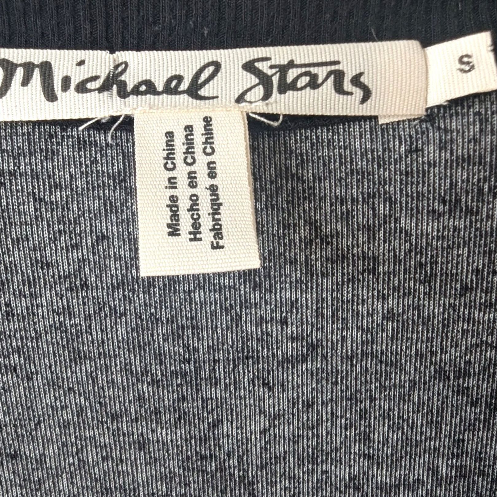 Michael Stars VINTAGE Michael Stars T-Shirt Velvet Black V-Neck Short Sleeve Sz S Womens Minimalist 90s Grunge Night Out Casual Chic Size S / US 4 / IT 40 - 6 Thumbnail