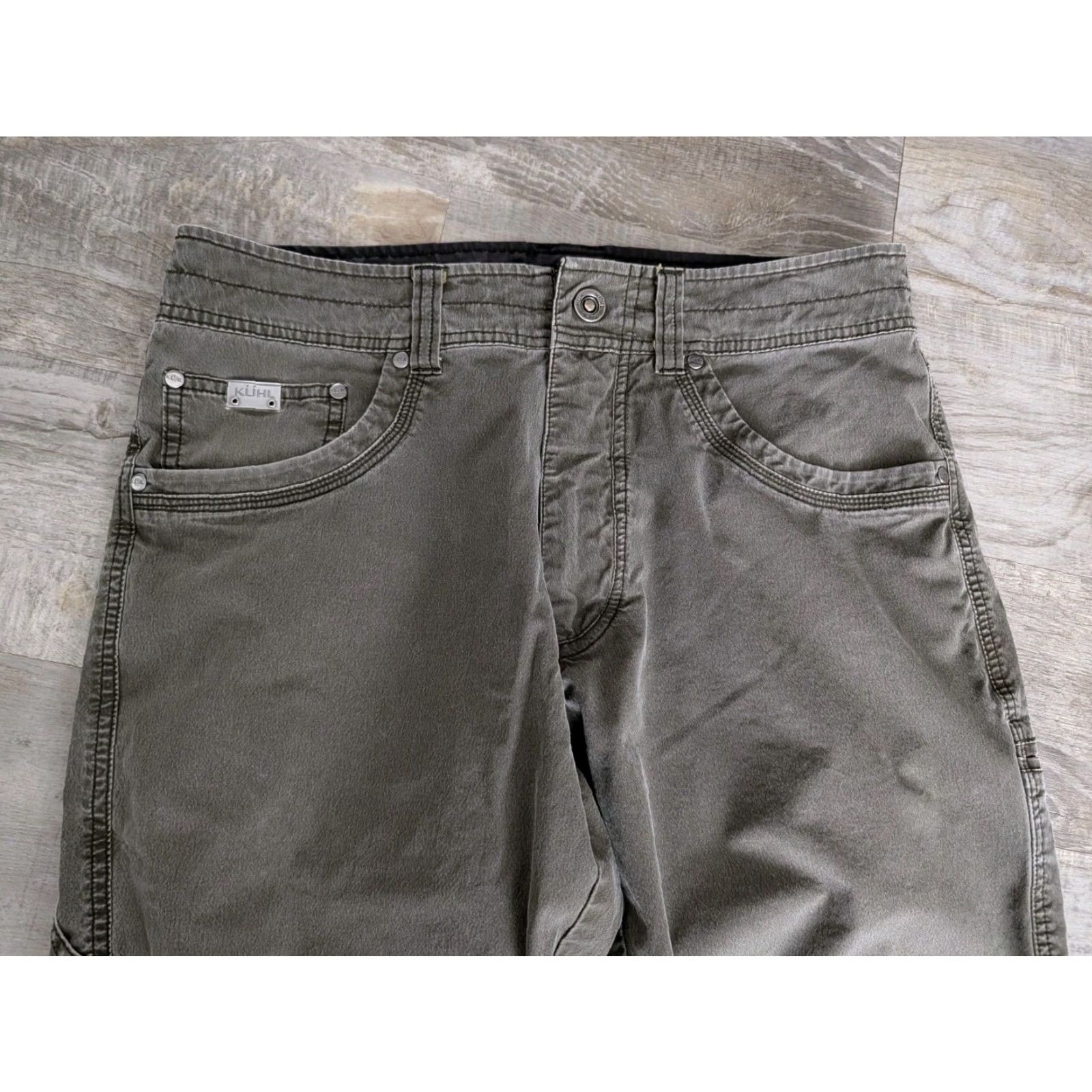 Olive Kuhl Men’s Revolvr Olive Green Chino Pants 31x26 Regular Straight 5-Pocket Logo Pocket Zipper Button Canvas Size US 31 - 3 Thumbnail