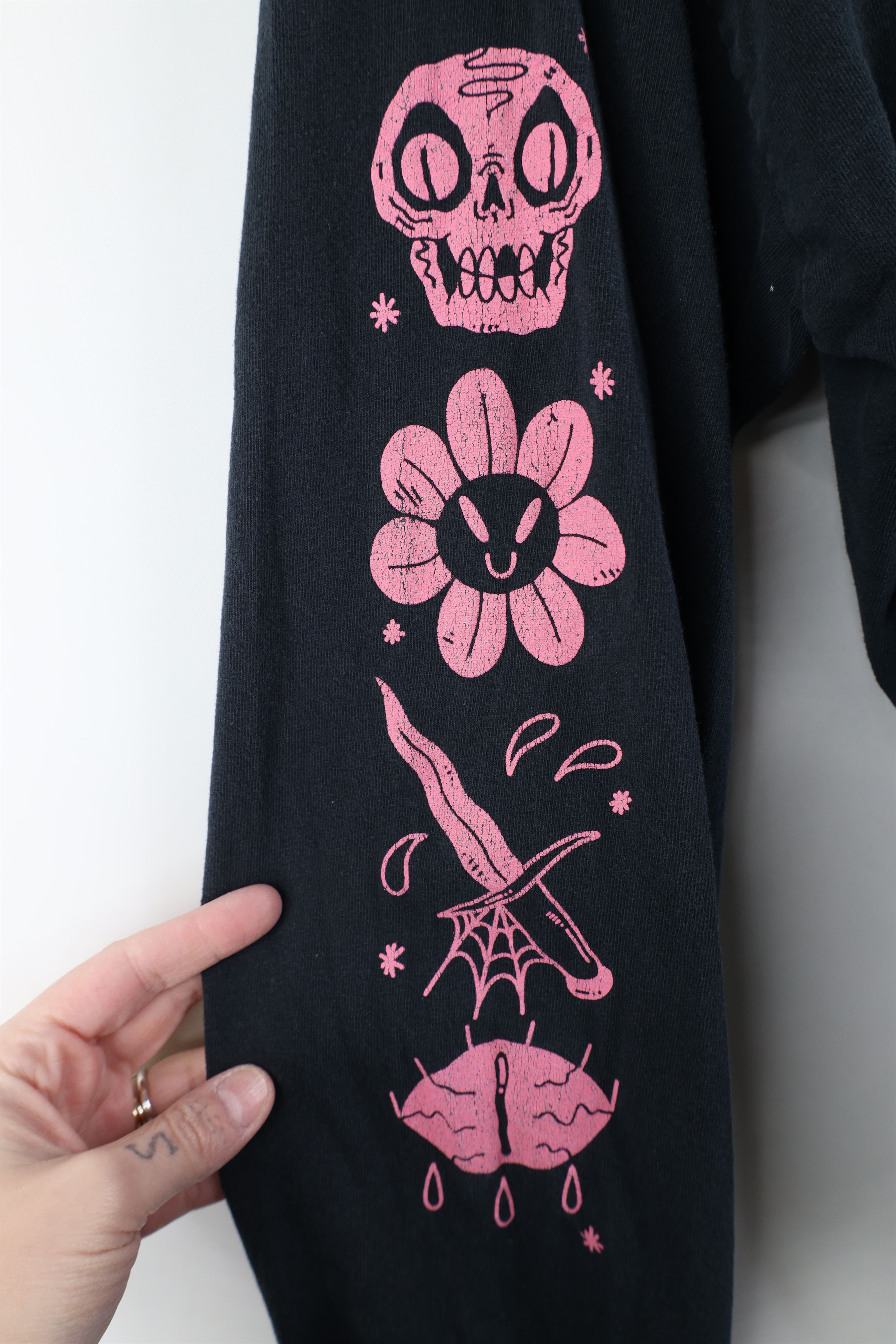 Vintage Y2K Streetwear Skull Flower Fire Flames Long Sleeve T-Shirt Size US XL / EU 56 / 4 - 9 Thumbnail