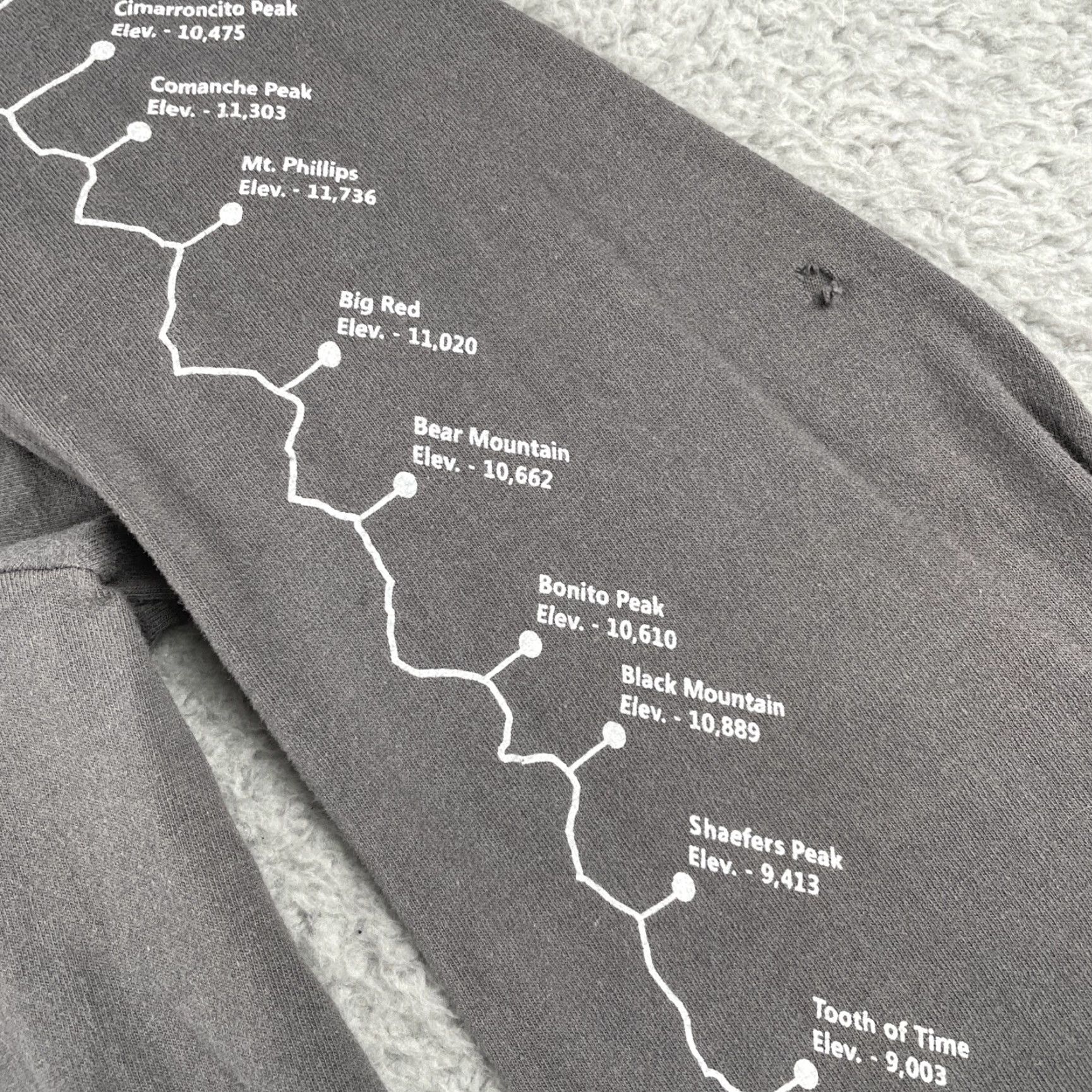 Gildan Philmont Scout Ranch Cimarron New Mexico Long Sleeve T-Shirt Shirt Mens Large Gray Cotton Crew Neck Size US L / EU 52-54 / 3 - 5 Thumbnail
