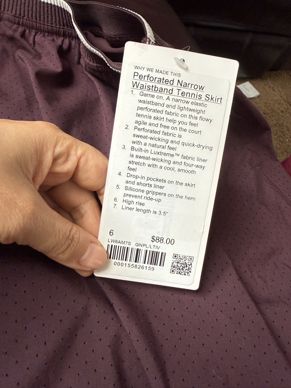 Lululemon lululemon athletica perforated narrow tennis skirt size 6 Size 28" / US 6 / IT 42 - 7 Thumbnail