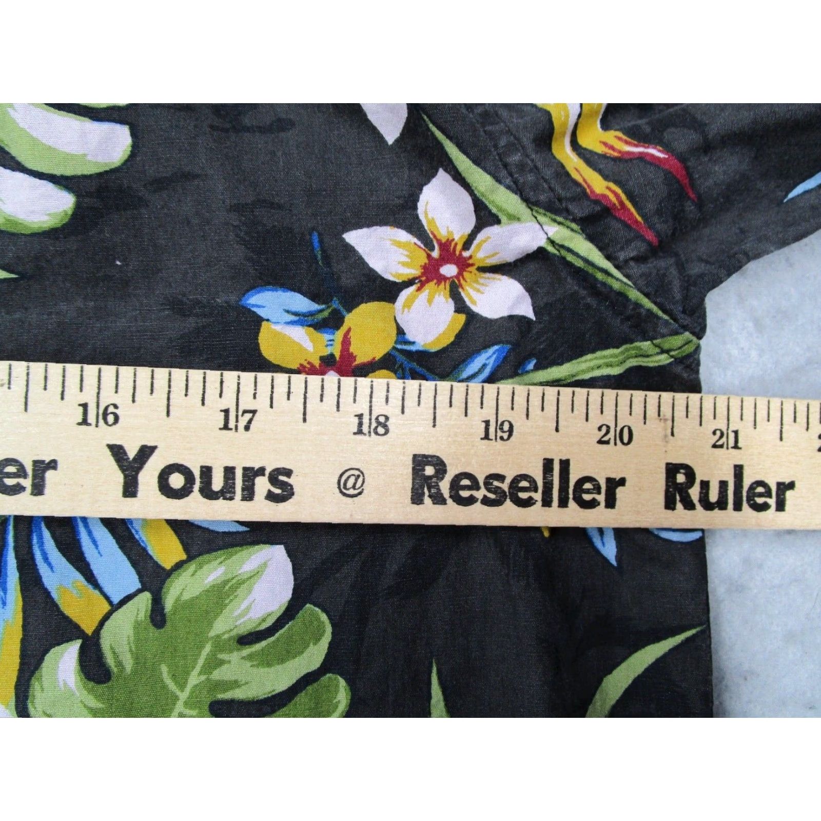 Vintage Stussy Mens Short Sleeve Button Up Shirt Medium Black Floral Hawaiian Streetwear Size US M / EU 48-50 / 2 - 7 Thumbnail