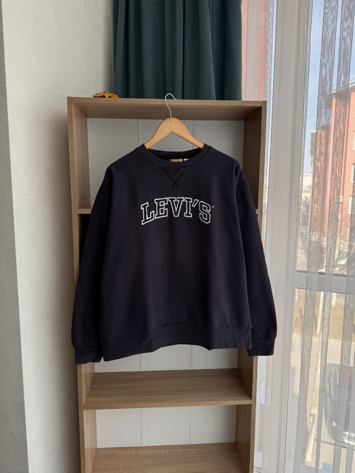 Levi's Vintage Clothing × Vintage VTG Levi’s Big Logo Navy Sweatshirt Size US M / EU 48-50 / 2 - 1 Thumbnail