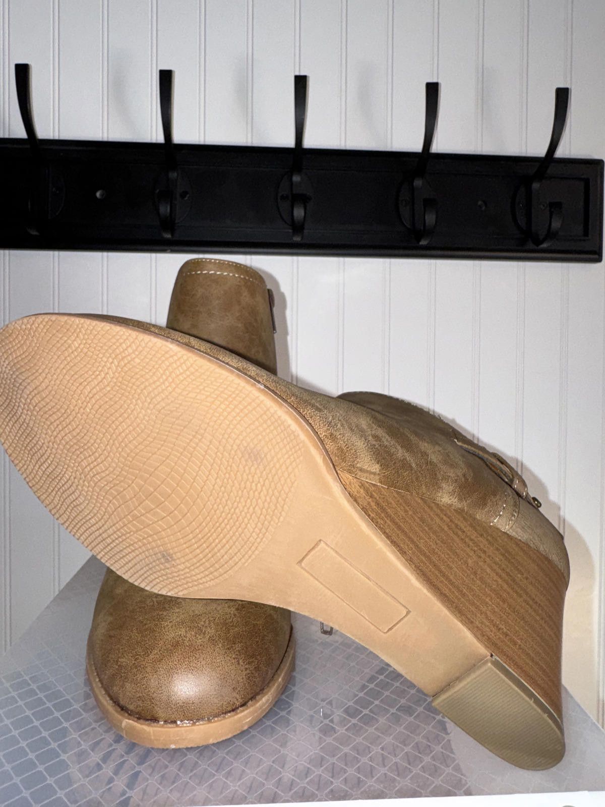 Other Hokus Pokus Tan Faux Leather Wedge Ankle Boots Size US 8 / IT 38 - 6 Thumbnail