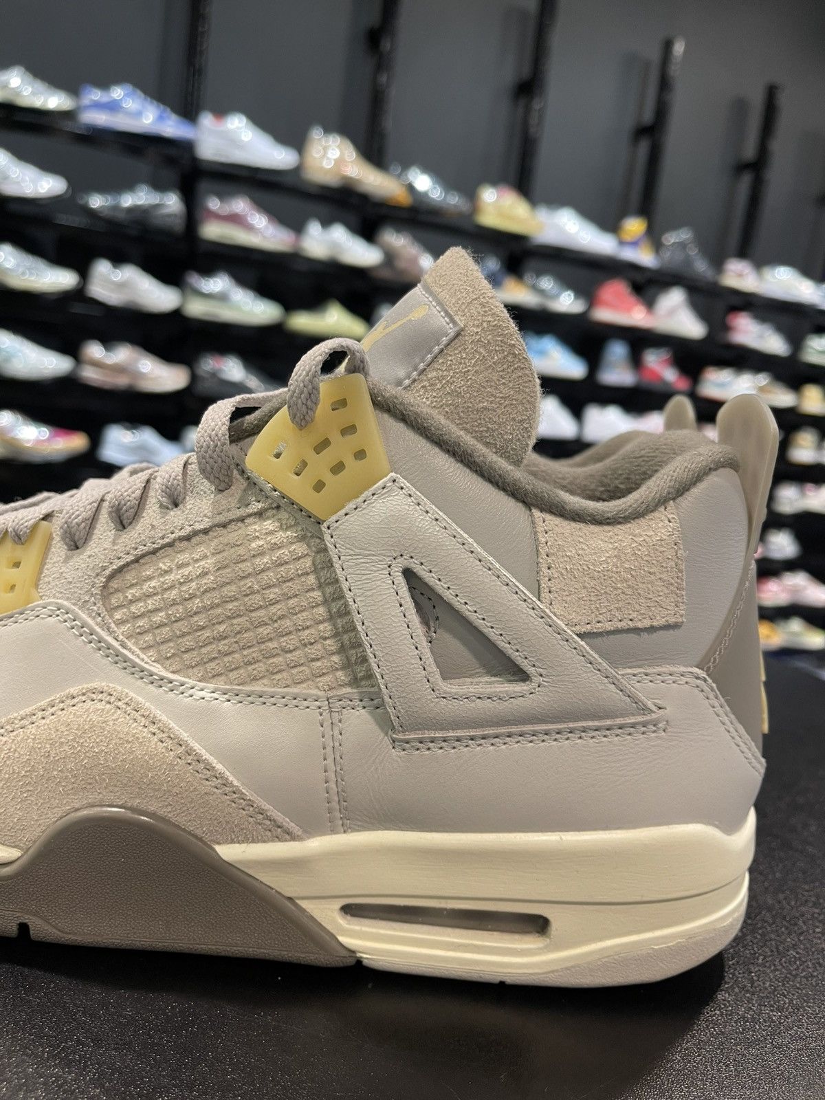 Jordan Brand Size 13 - Jordan 4 Craft Photon Dust Size US 13 / EU 46 - 5 Thumbnail