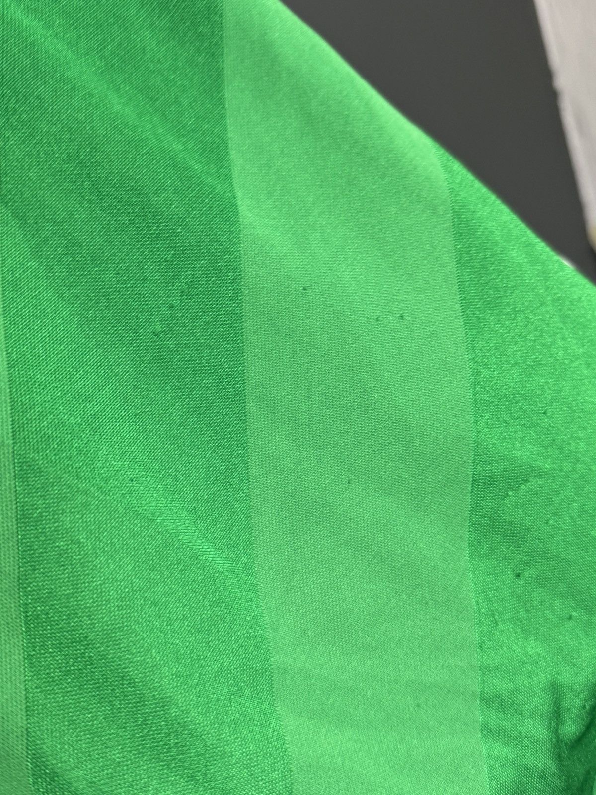 Umbro Republic of Ireland 16/18 Home Football Jersey Size US XL / EU 56 / 4 - 13 Thumbnail