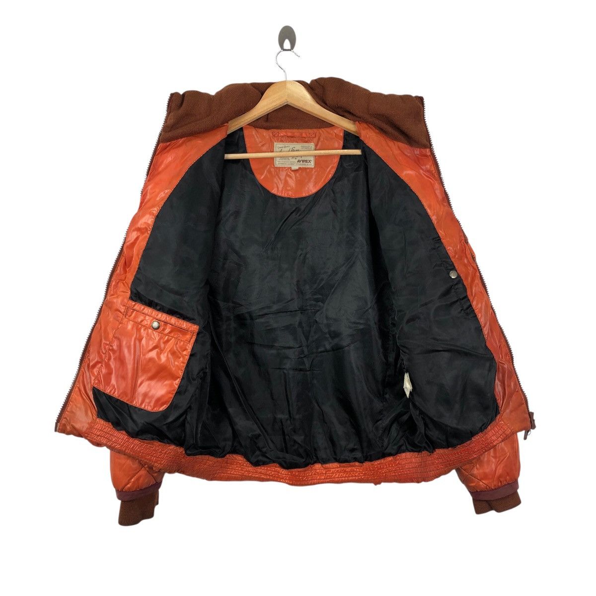 Avirex × Vintage Vintage AVIREX ARMED FORCES Af-75 Uscg Dirty Puffer Jacket Size US L / EU 52-54 / 3 - 4 Thumbnail