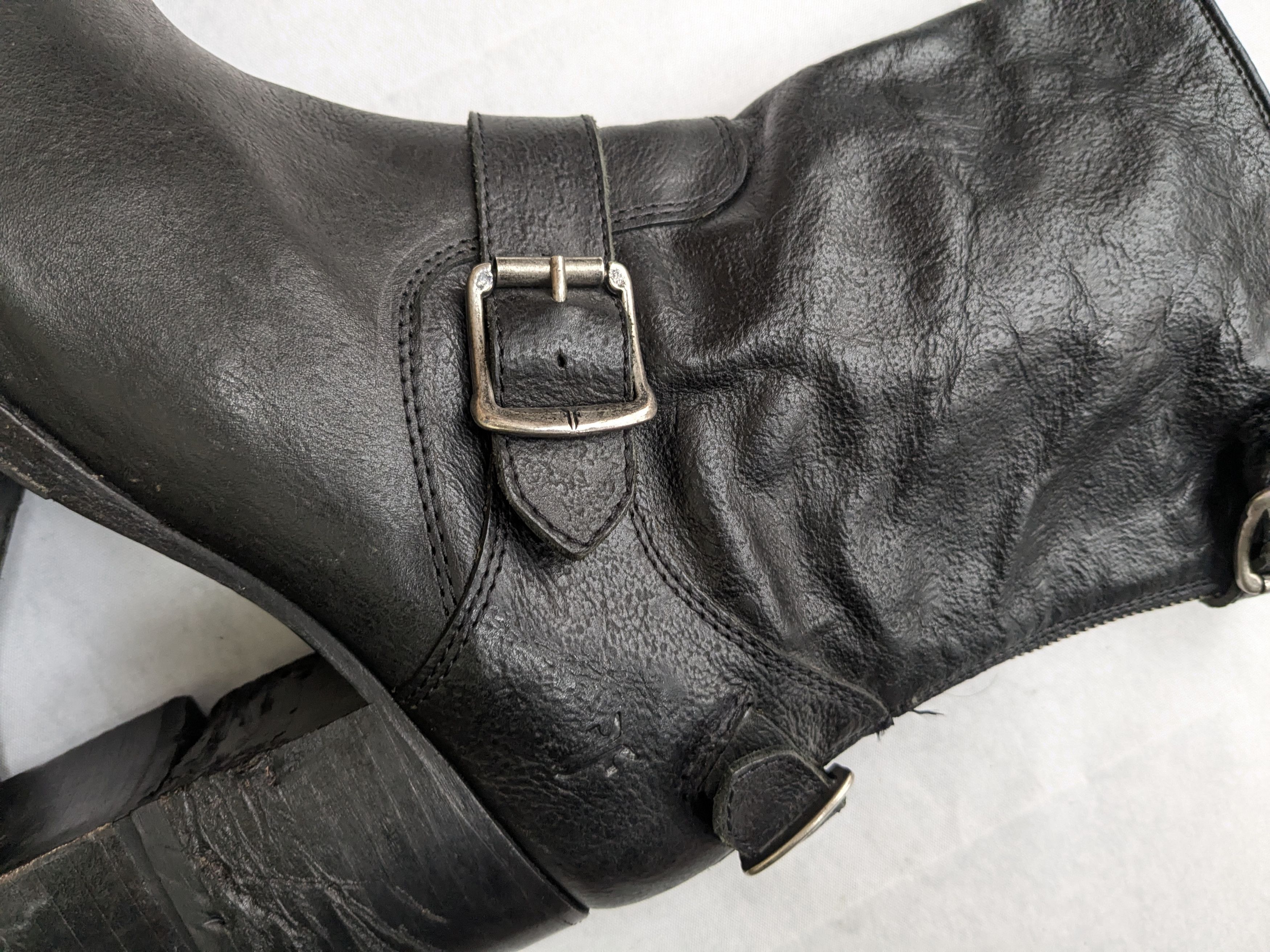 Frye Frye Engineer Boots Black Leather 7 Leather Buckle Size US 7 / EU 40 - 6 Thumbnail
