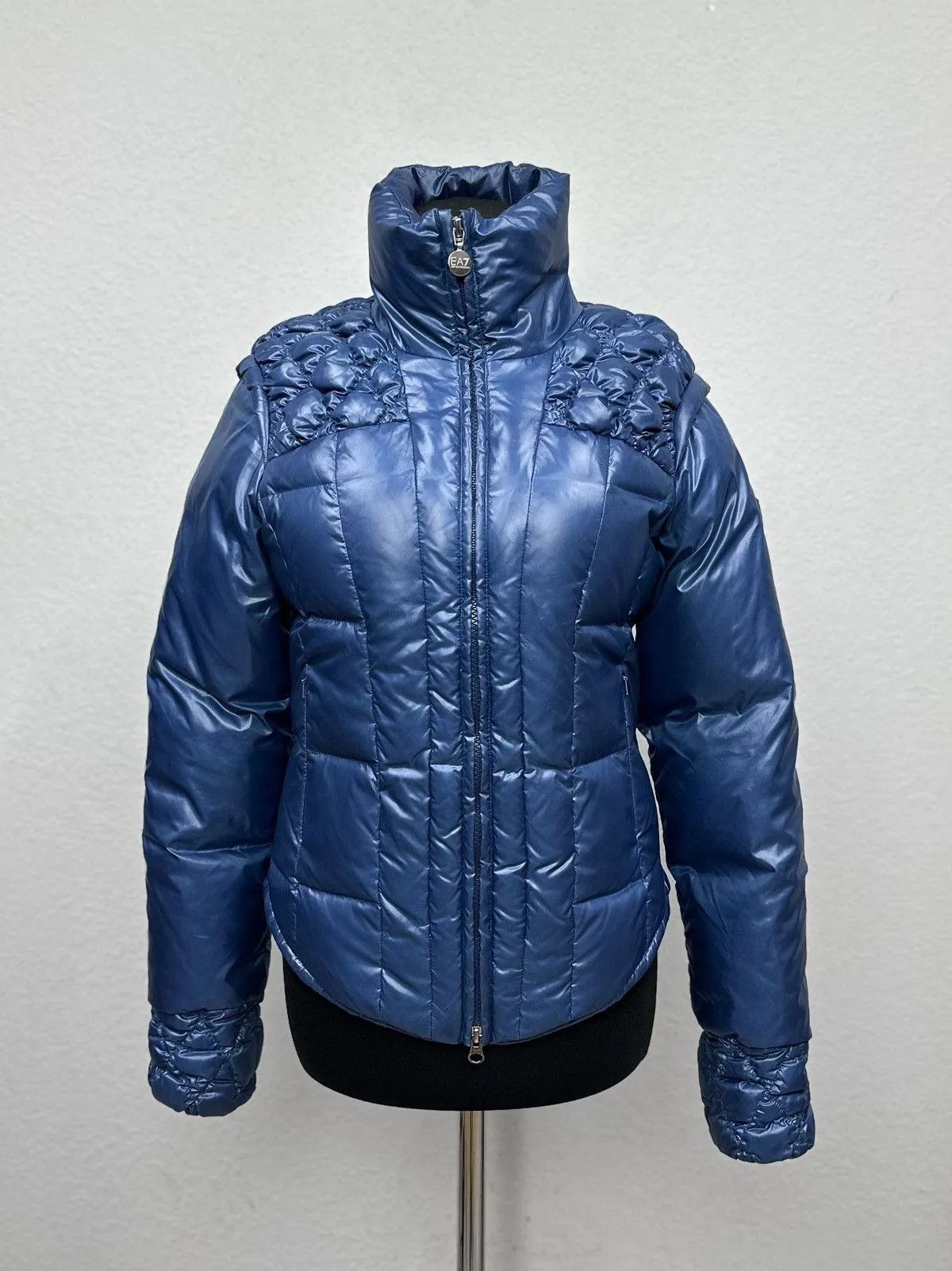 Emporio Armani Emporio Armani Down Jacket Vintage EA7 Avant Garde Style Y2K Size S / US 4 / IT 40 - 14 Thumbnail