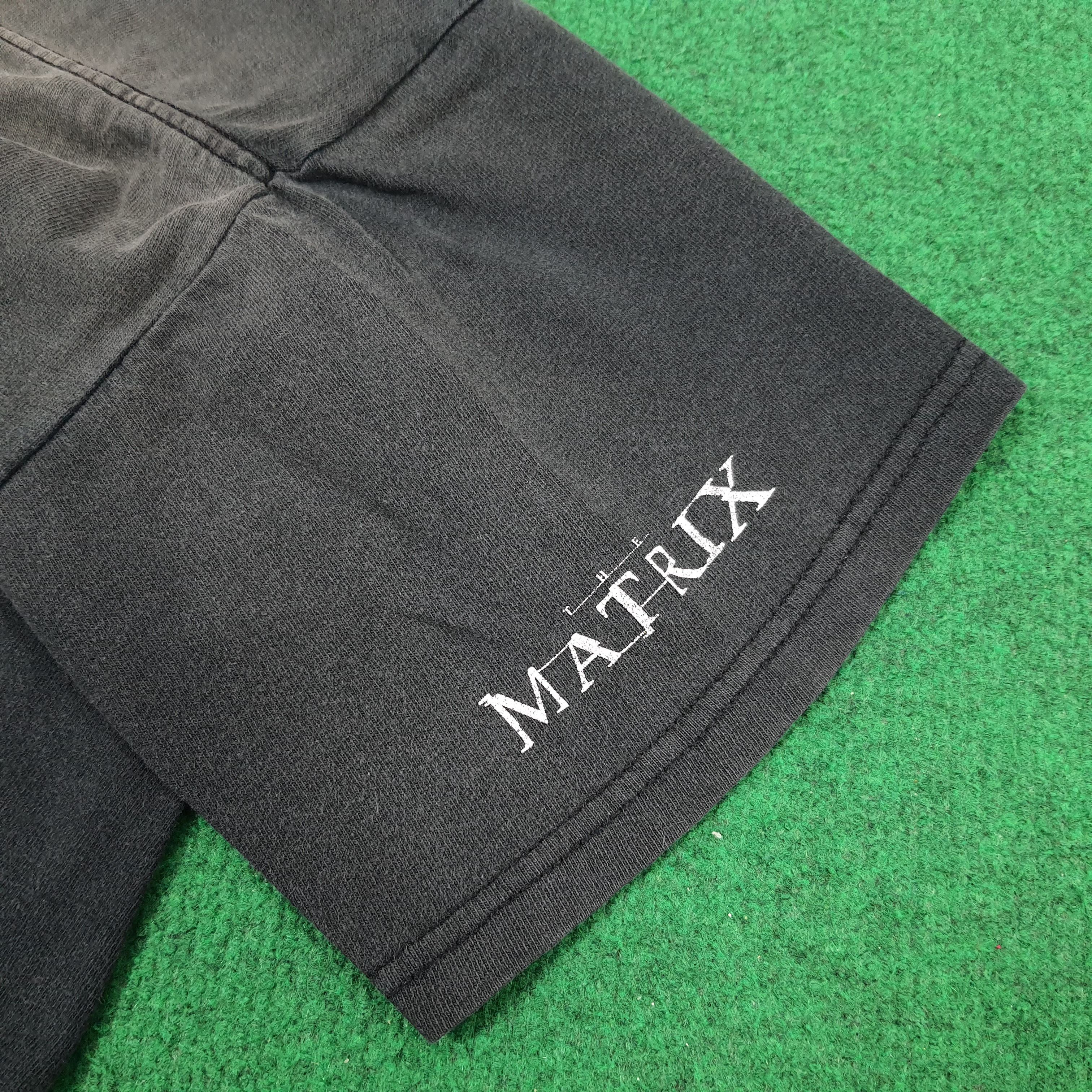 Vintage × Warner Bros Vintage The Matrix 90s Movie Warner Bros T-shirt Size US L / EU 52-54 / 3 - 7 Thumbnail