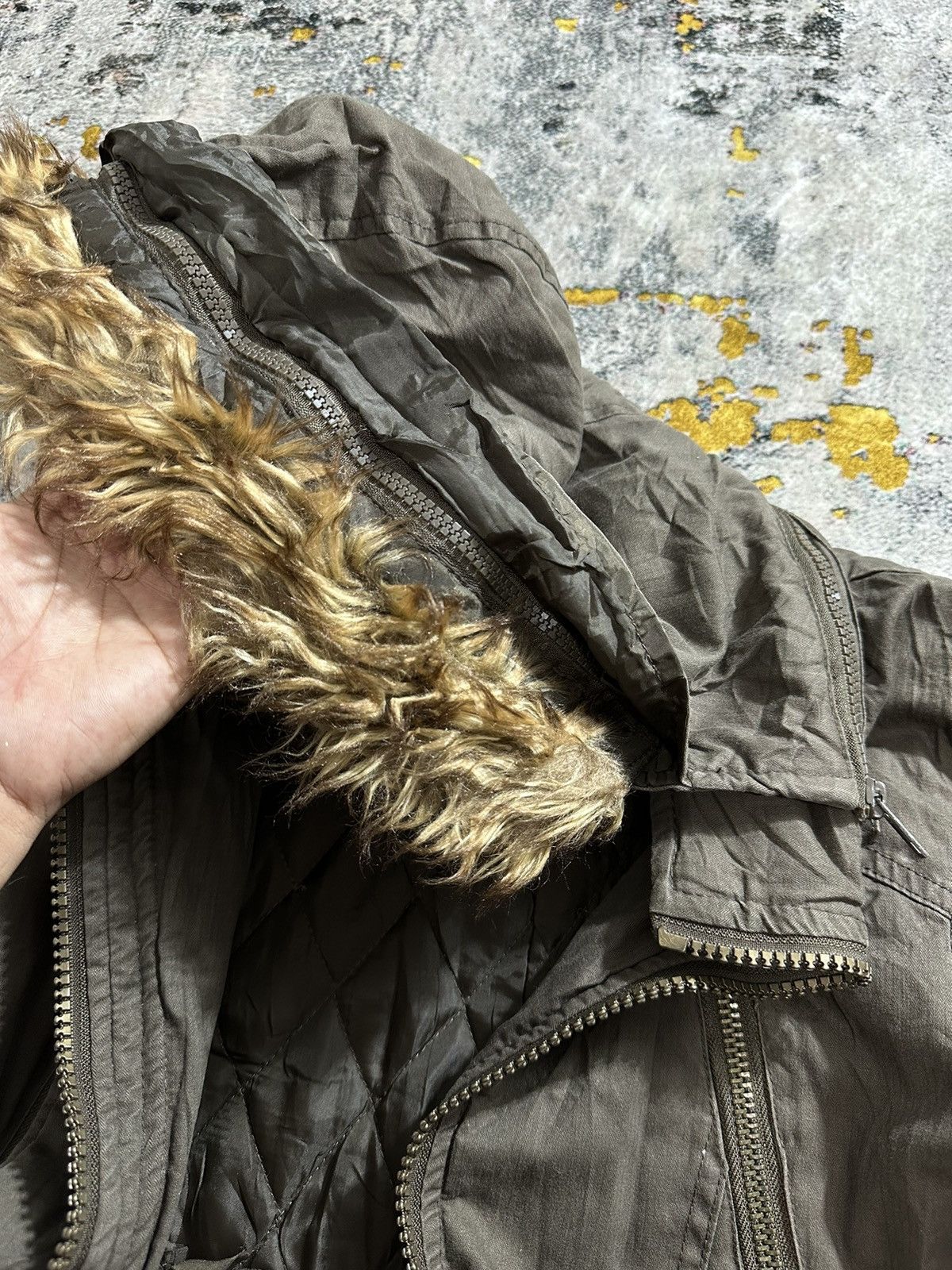 GOA 2000s CORNFLAKE IF SIX WAS NINE LGB STYLE FUR JACKET Size US M / EU 48-50 / 2 - 4 Thumbnail
