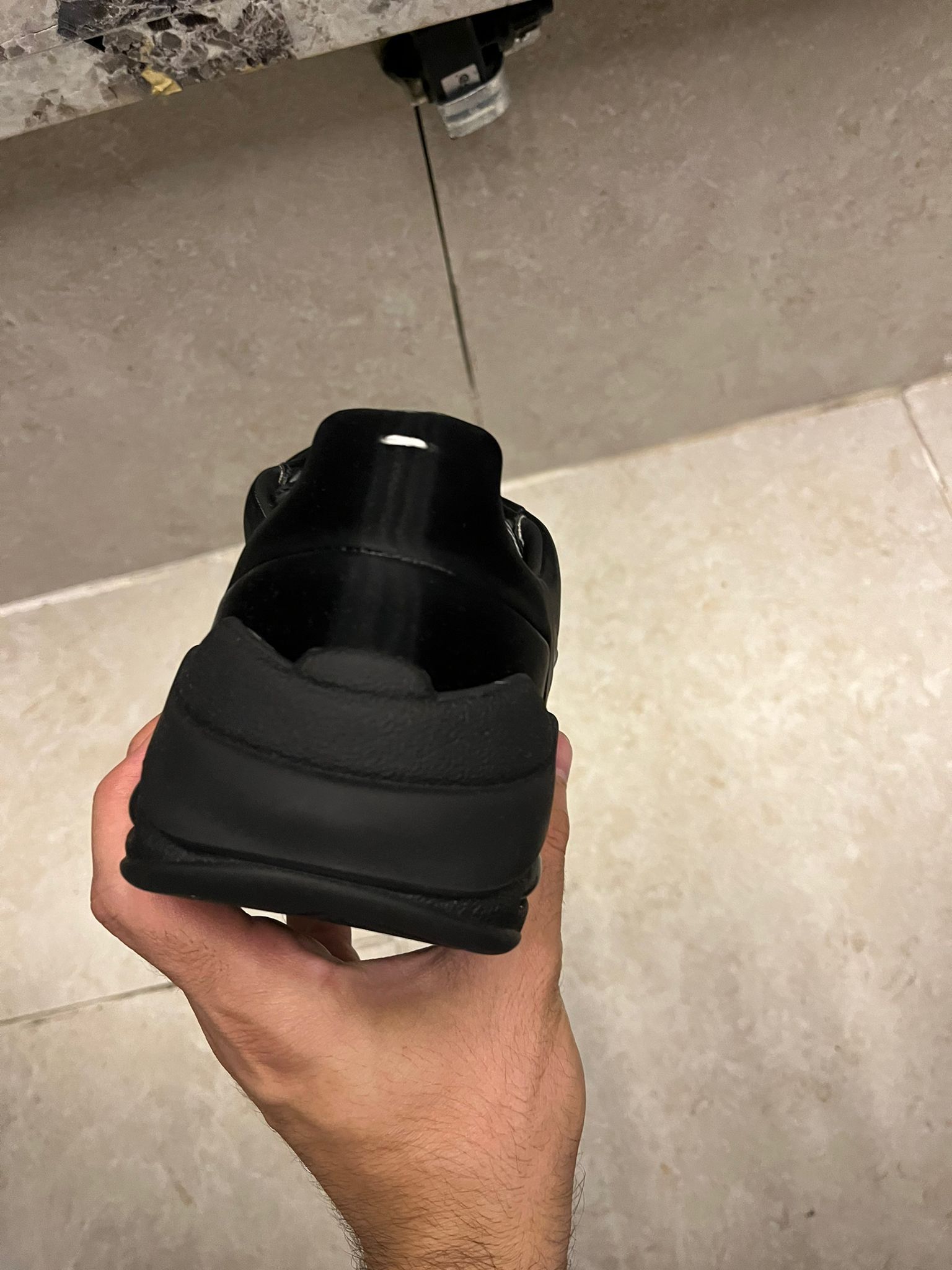 Maison Margiela Low Top Future Sneakers in Black Size US 8 / EU 41 - 17 Thumbnail