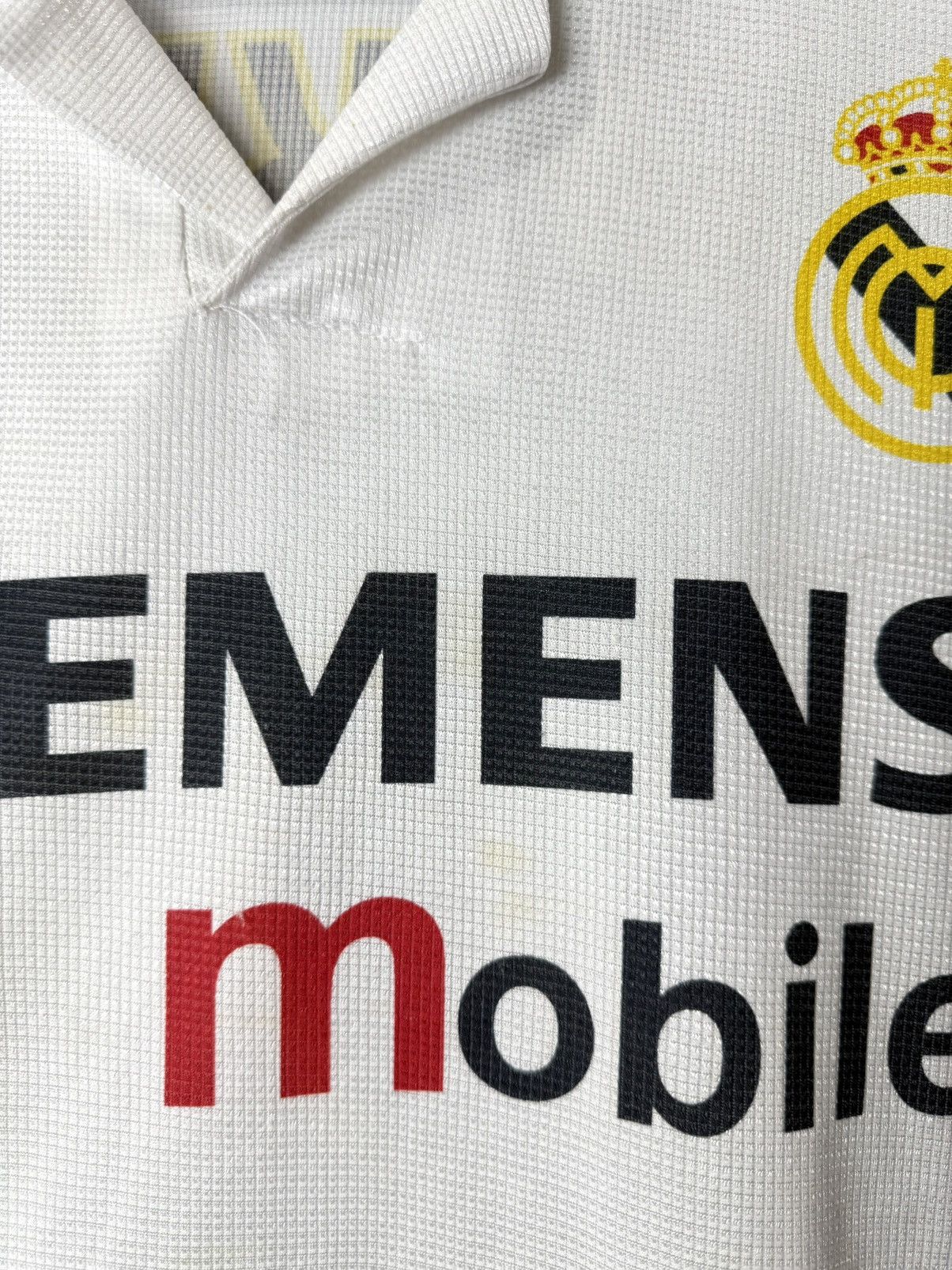 Vintage 1990’s Vintage Real Madrid Beckham Soccer Jersey T Shirt Size US S / EU 44-46 / 1 - 5 Thumbnail