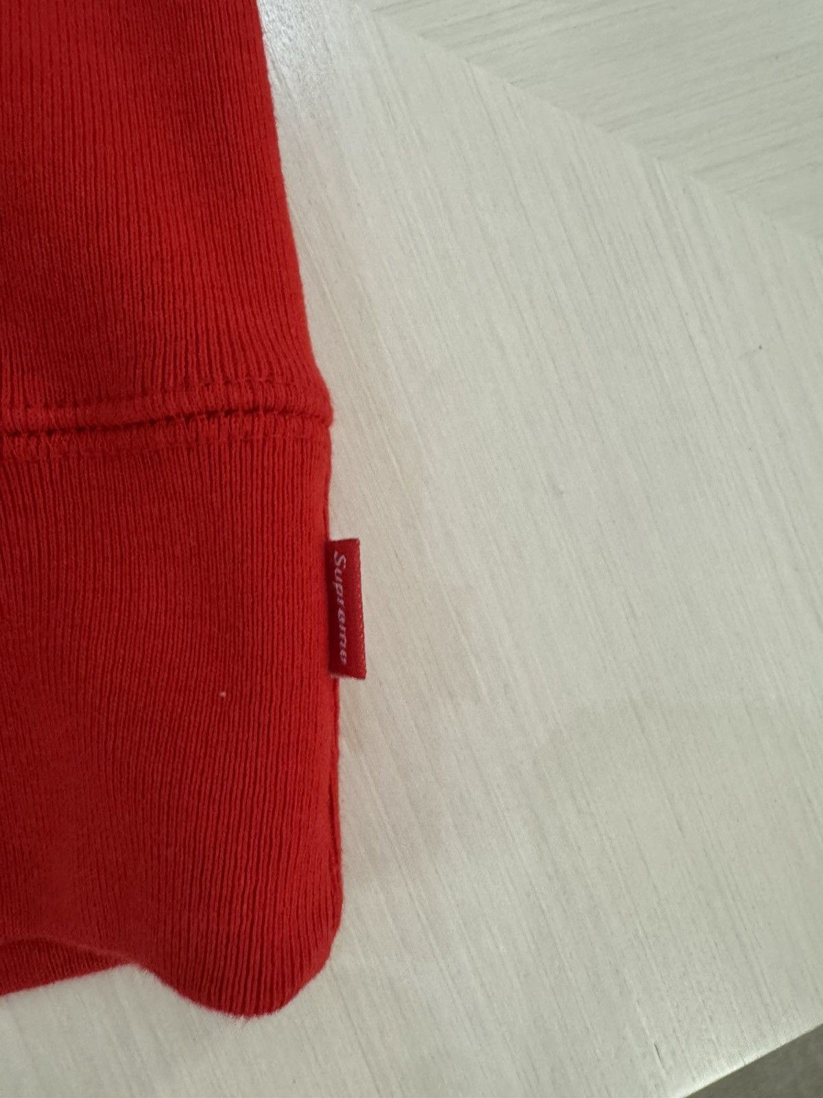 Supreme Supreme red on red box logo hoodie sz small FW23 used Size US S / EU 44-46 / 1 - 7 Thumbnail