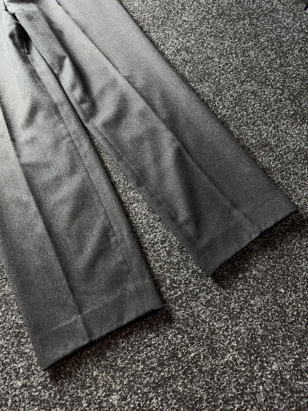 Hugo Boss Luxury Retro 00s Hugo Boss Straight Tailored Wool Trousers Size US 35 - 4 Thumbnail
