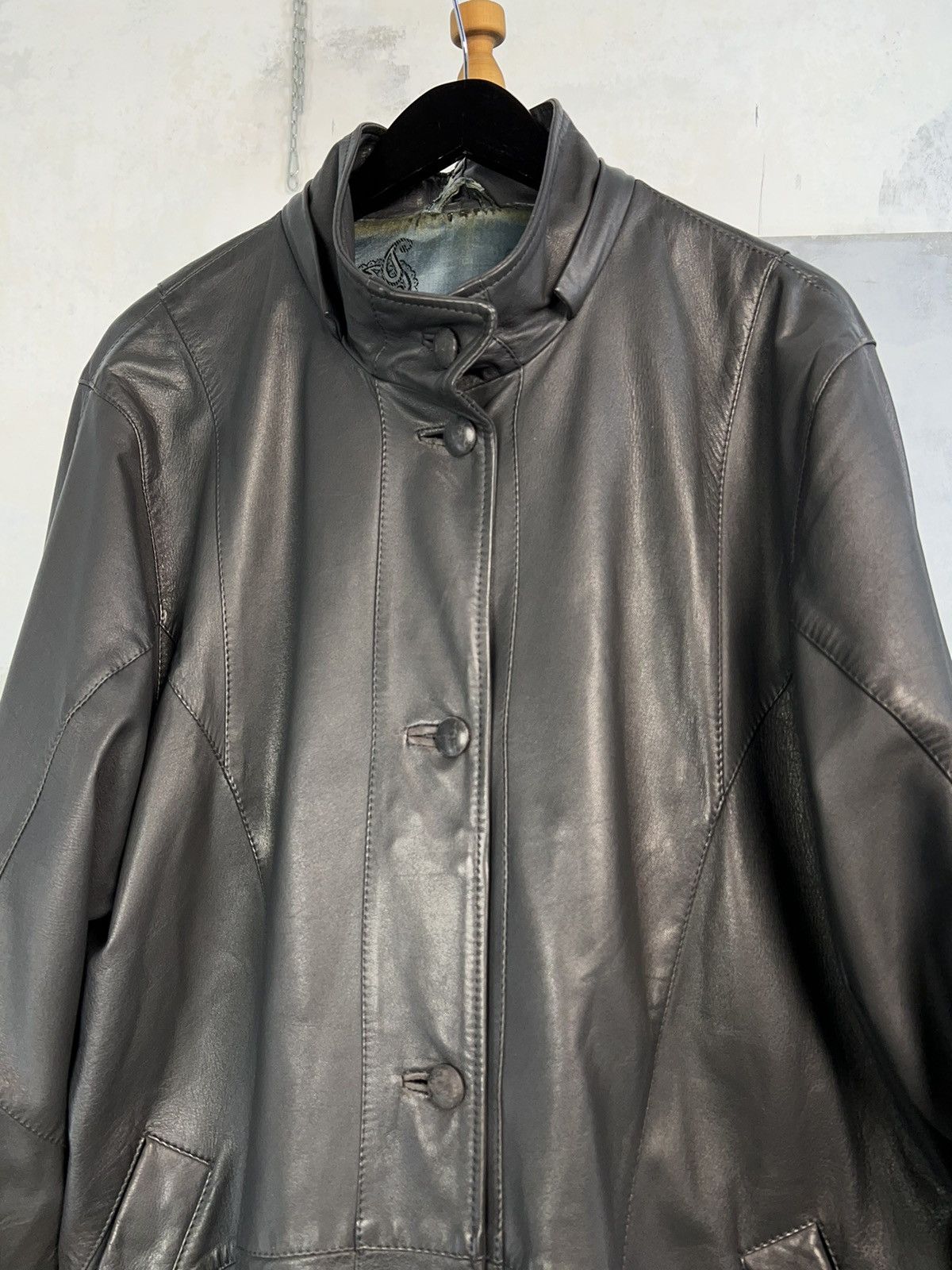 Genuine Leather Vintage Leather Jacket Size L - XL Size XL / US 12-14 / IT 48-50 - 2 Thumbnail